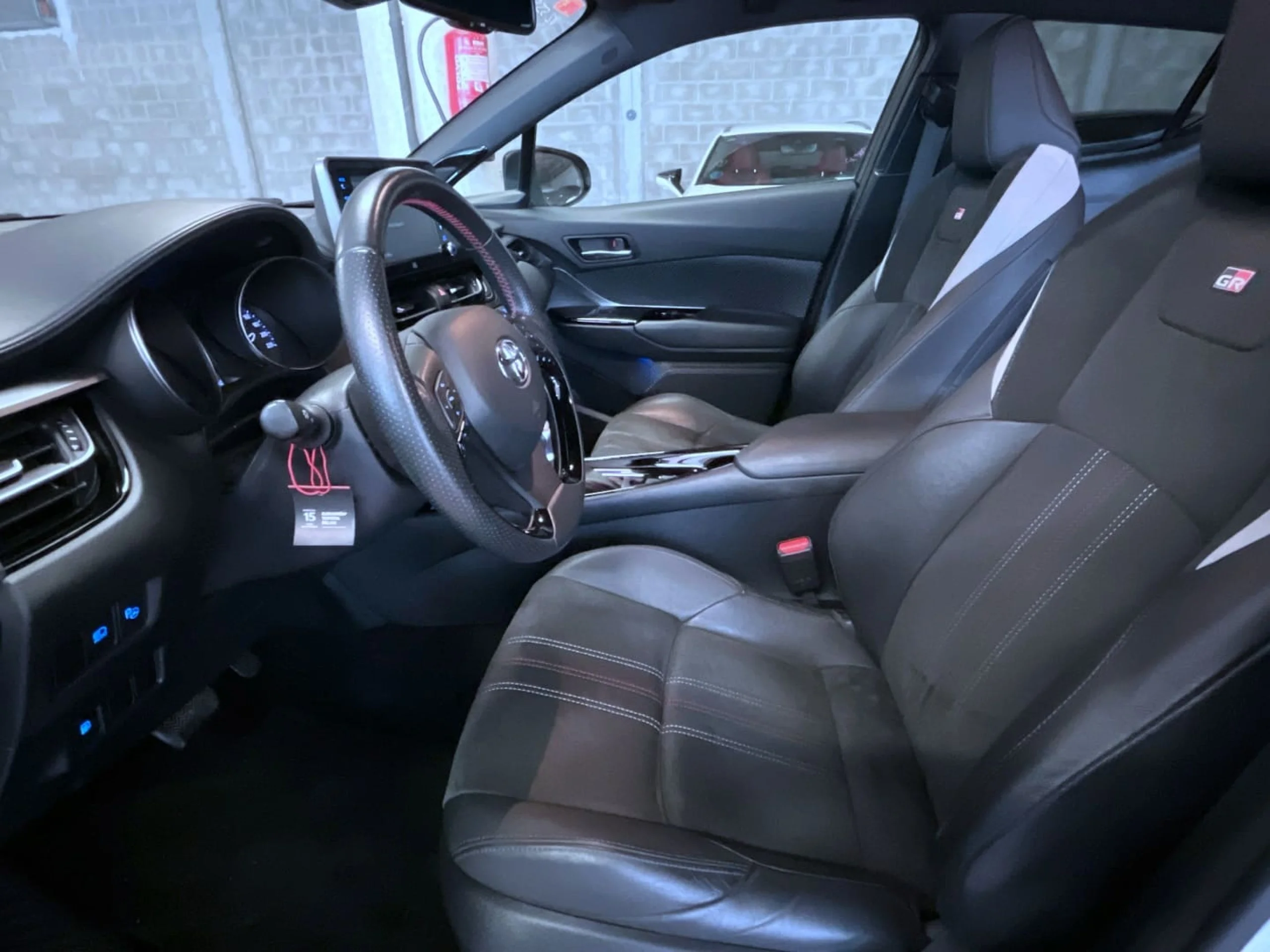 Toyota C-HR 180H GR Sport - Foto 11