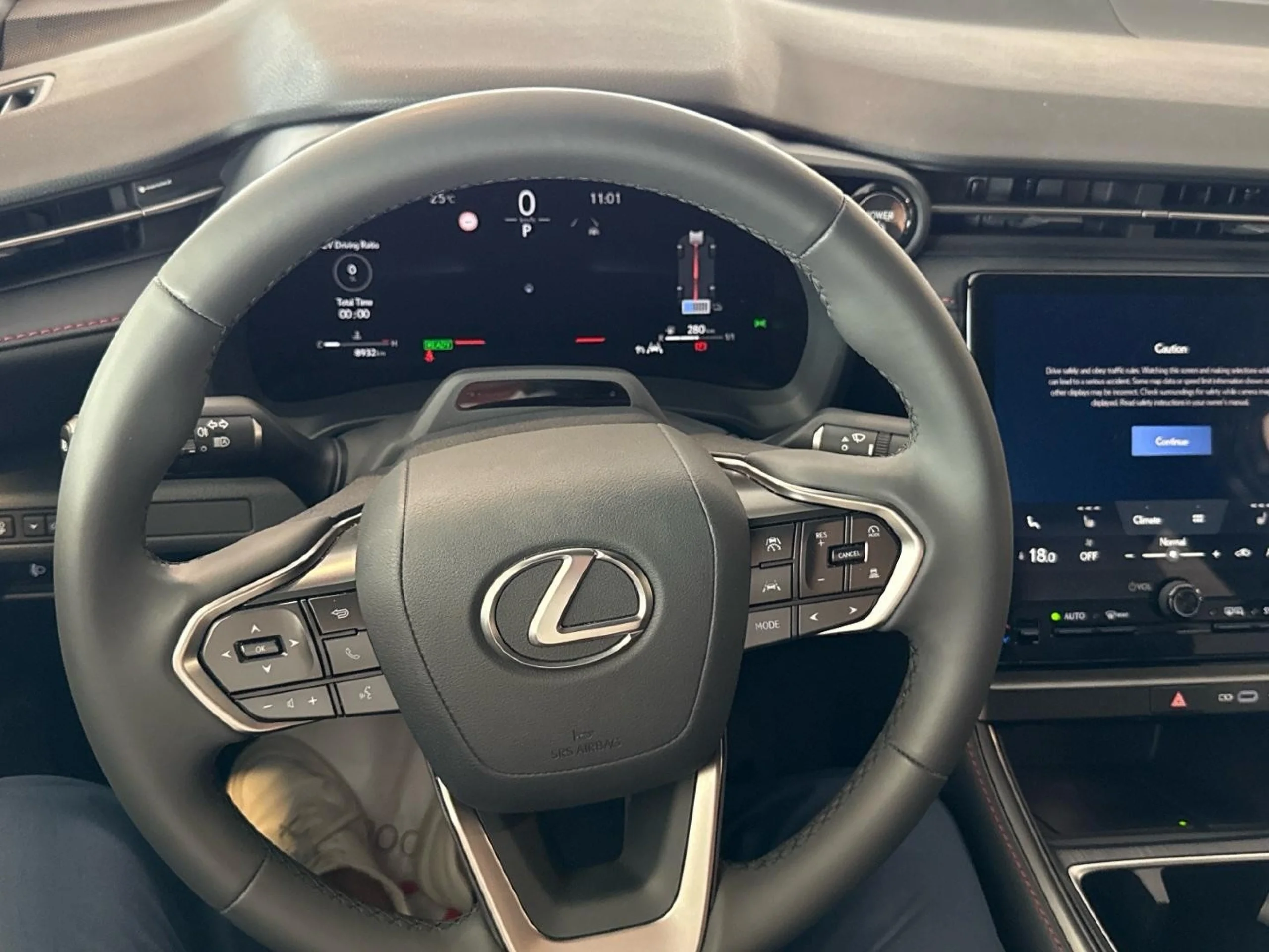 Lexus LBX EMOTION + - Foto 11