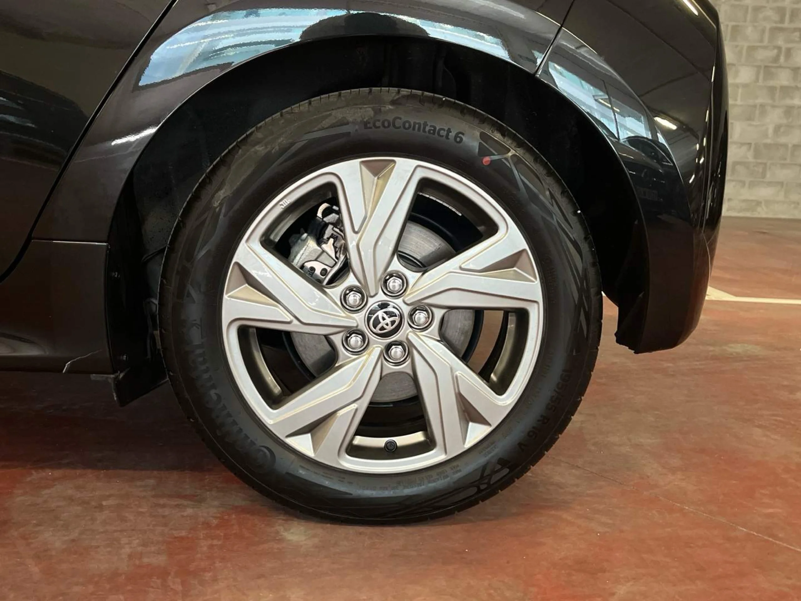 Toyota Yaris 120H Active Plus - Foto 6