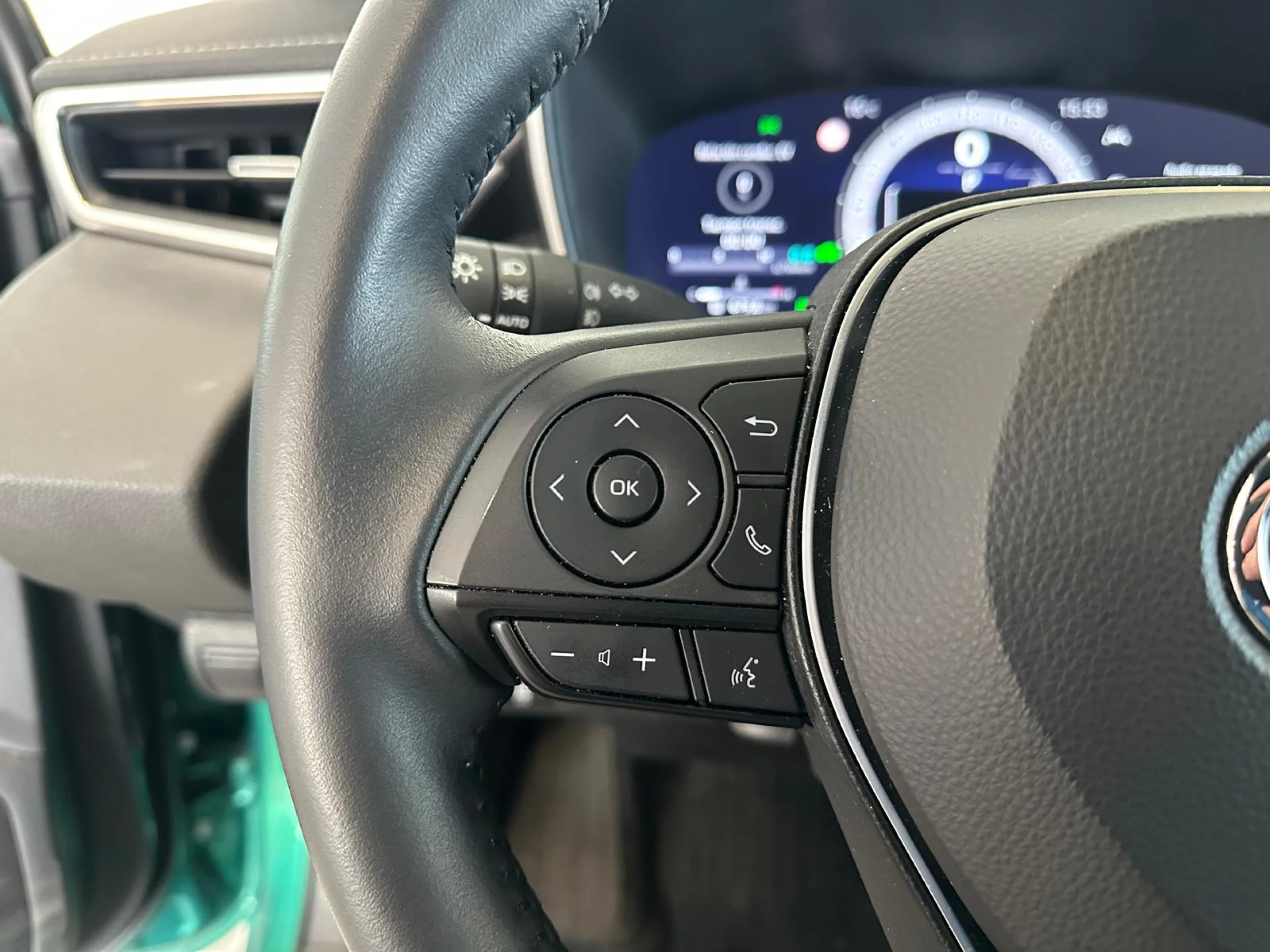 Toyota Corolla 140H Style Plus - Foto 6