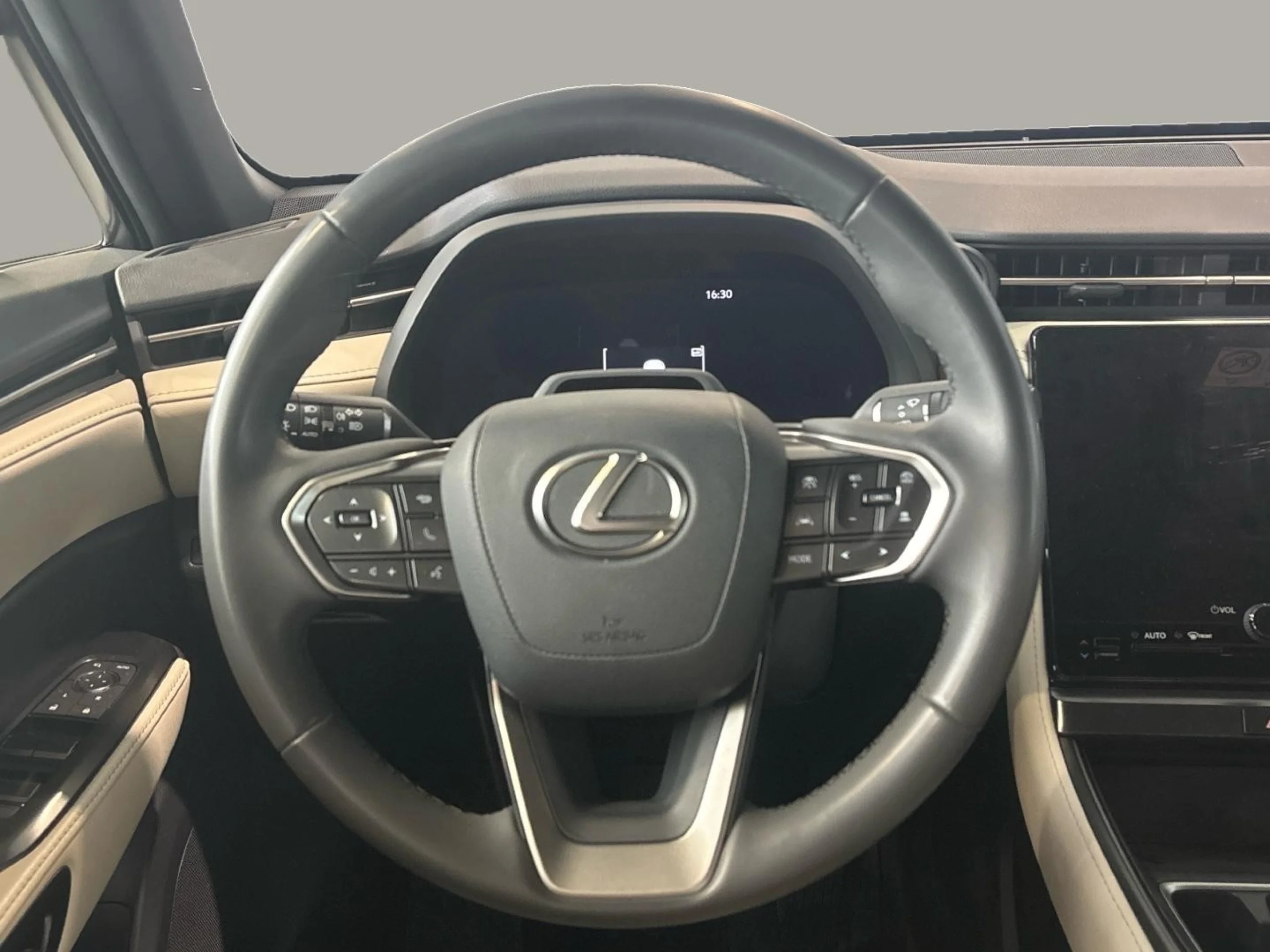 Lexus LBX ELEGANT+ - Foto 8