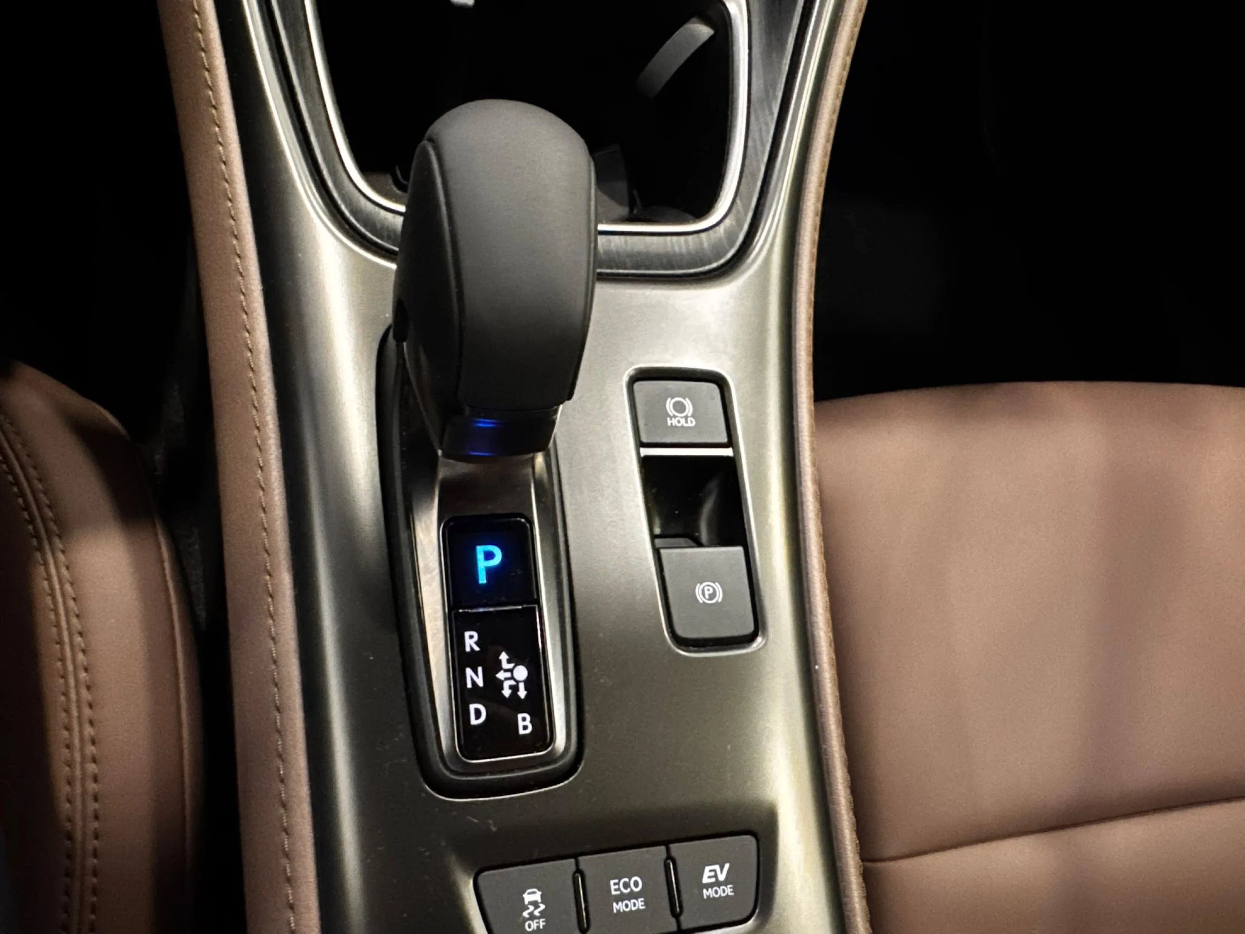 Lexus LBX ELEGANT+ - Foto 10