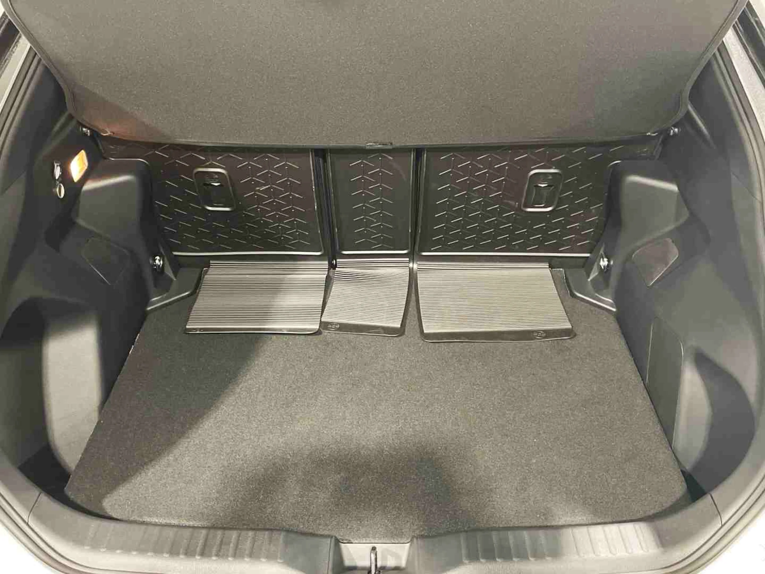 Toyota Yaris Cross 120H 4WD ADVENTURE - Foto 5