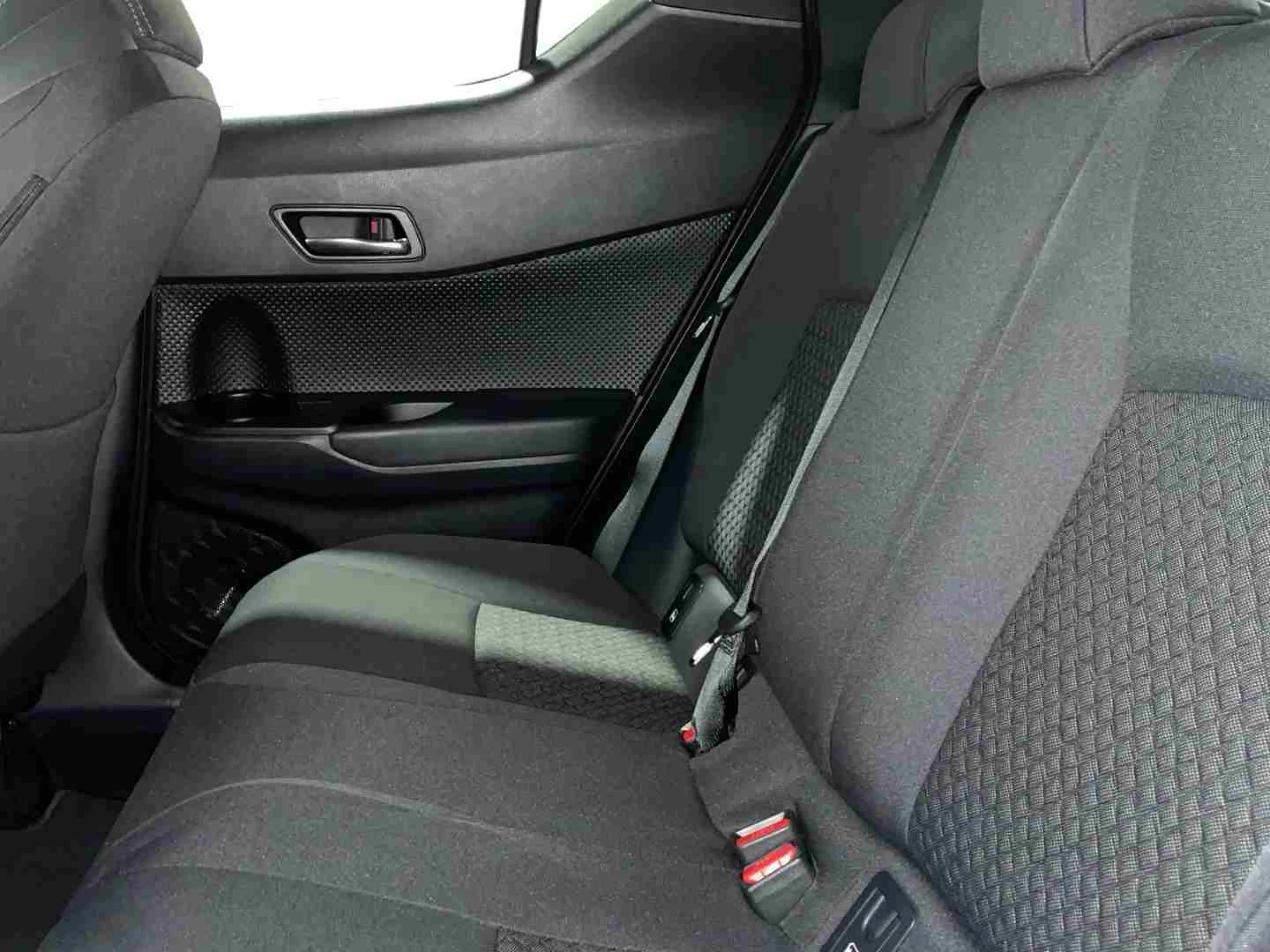 Toyota C-HR 125H Advance - Foto 6