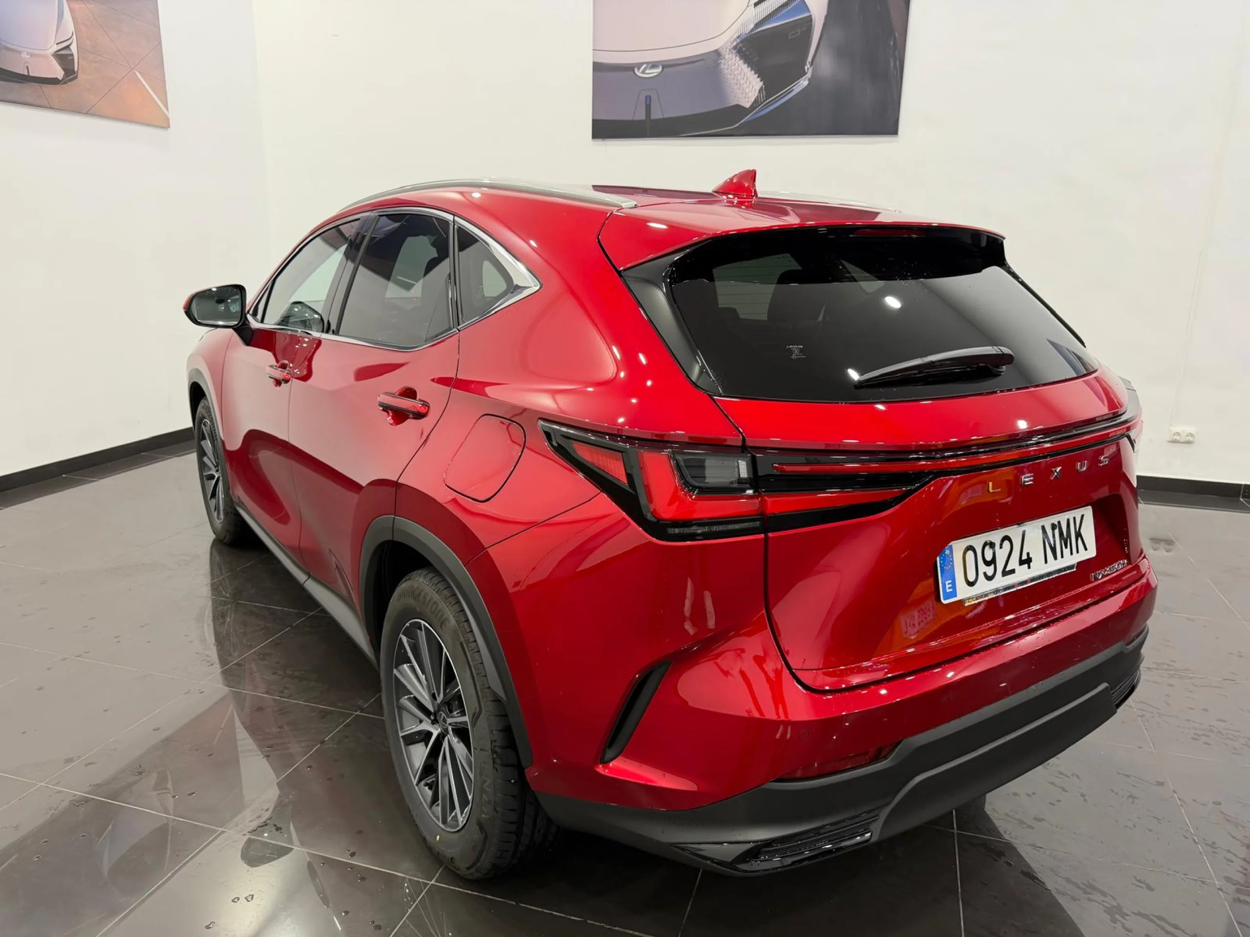 Lexus NX 450h+ + 4WD PREMIUM+  TD PREMIUM+ (Híbrido Enchufable) - Foto 4