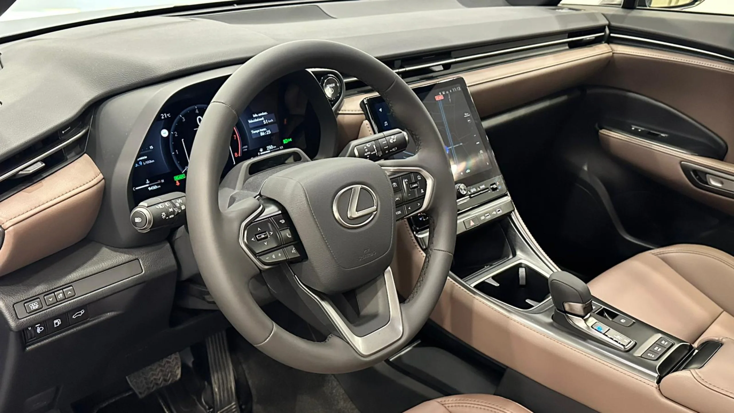 Lexus LBX ELEGANT + - Foto 7