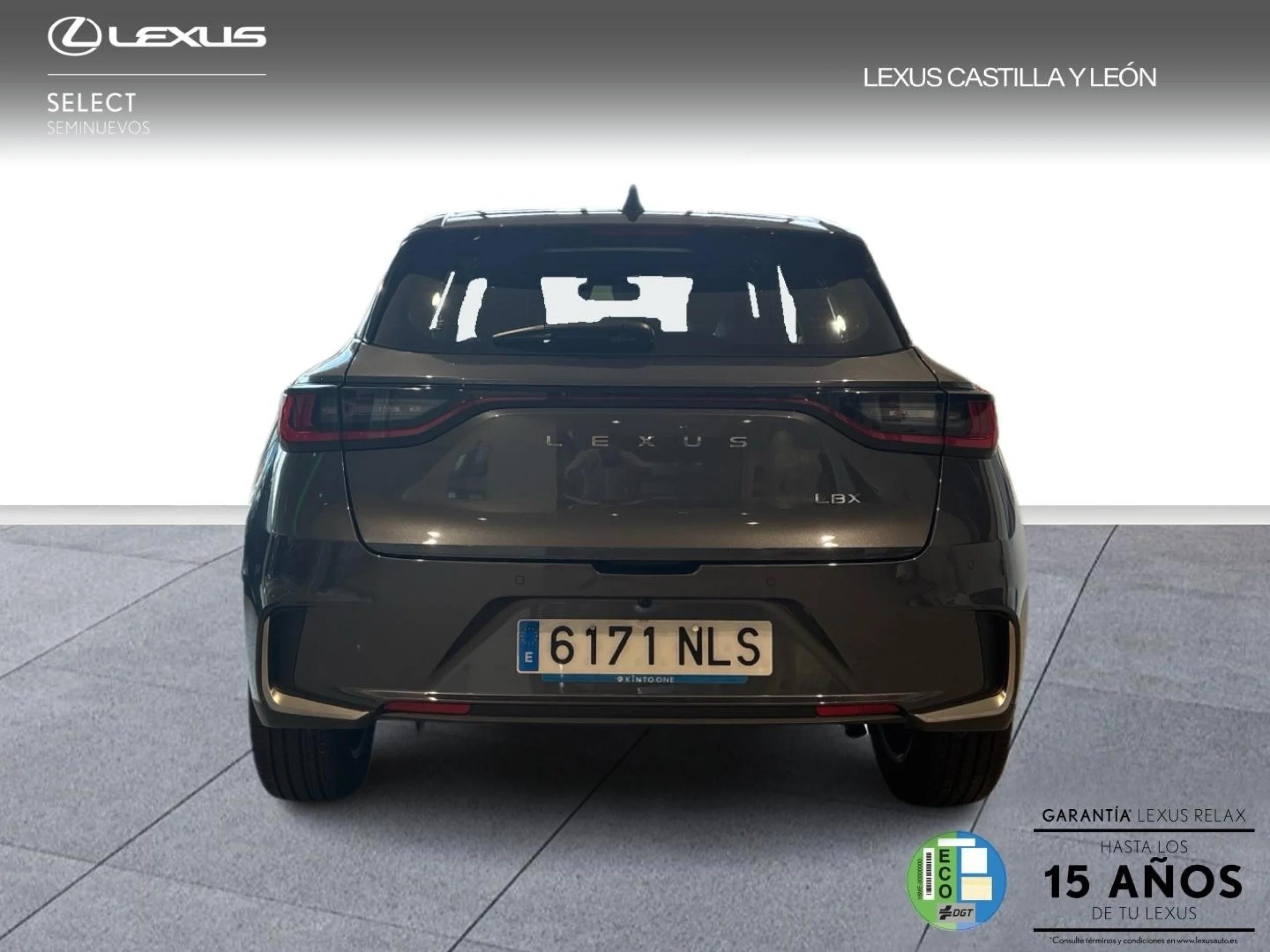 Lexus LBX ELEGANT - Foto 10