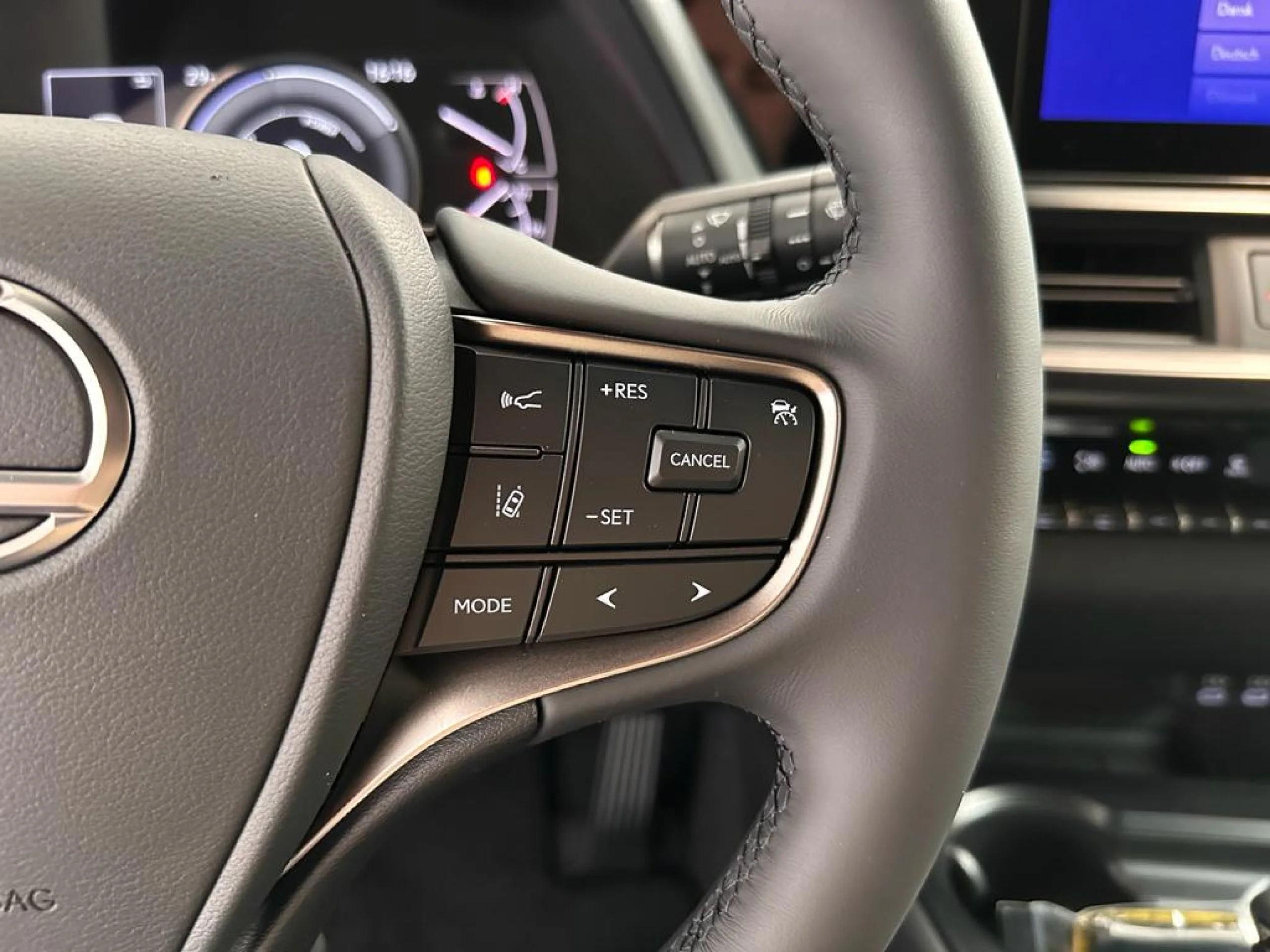 Lexus UX 250h 2WD PREMIUM - Foto 15