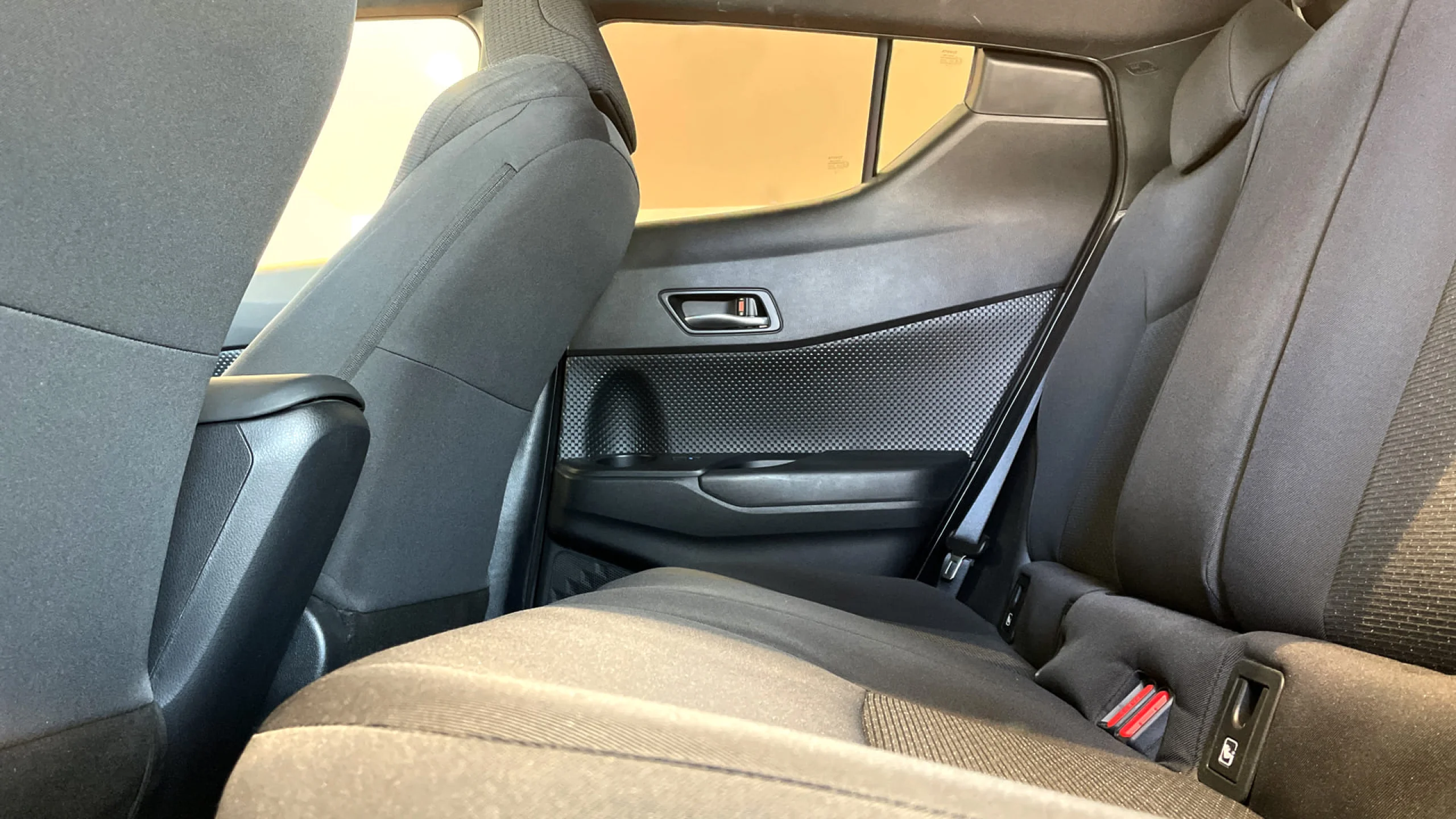 Toyota C-HR 125H Advance - Foto 11