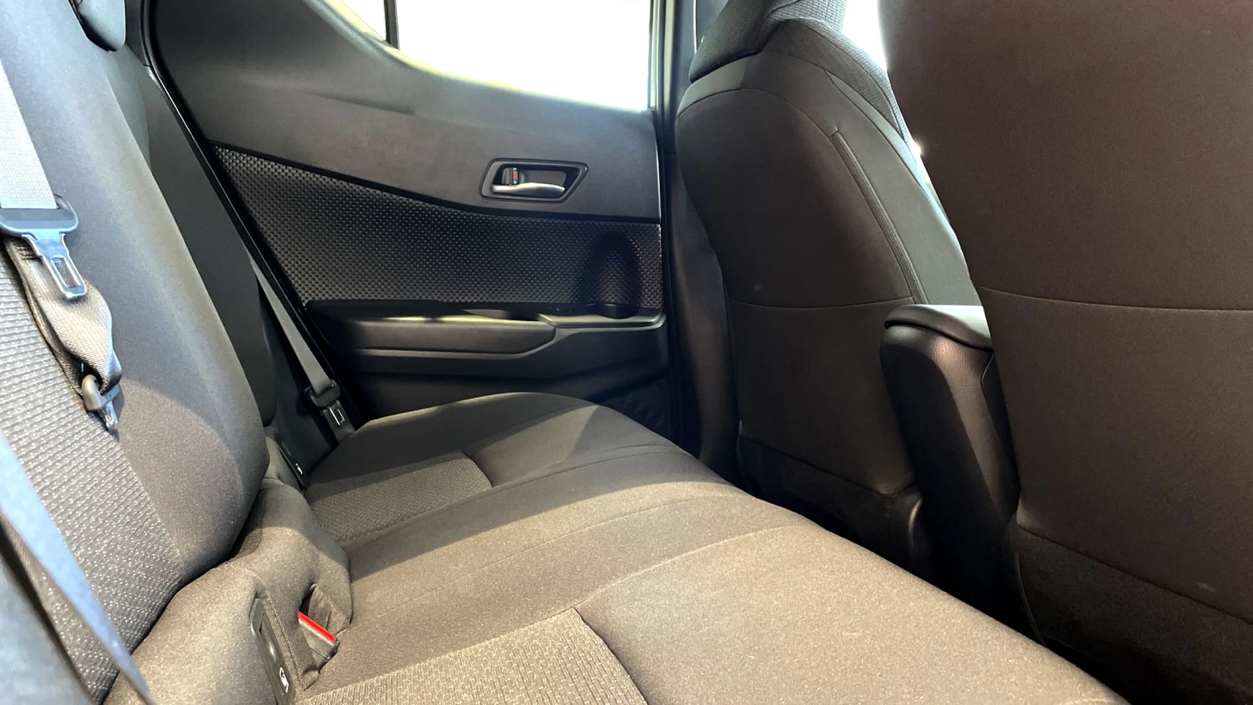 Toyota C-HR 125H Advance - Foto 13