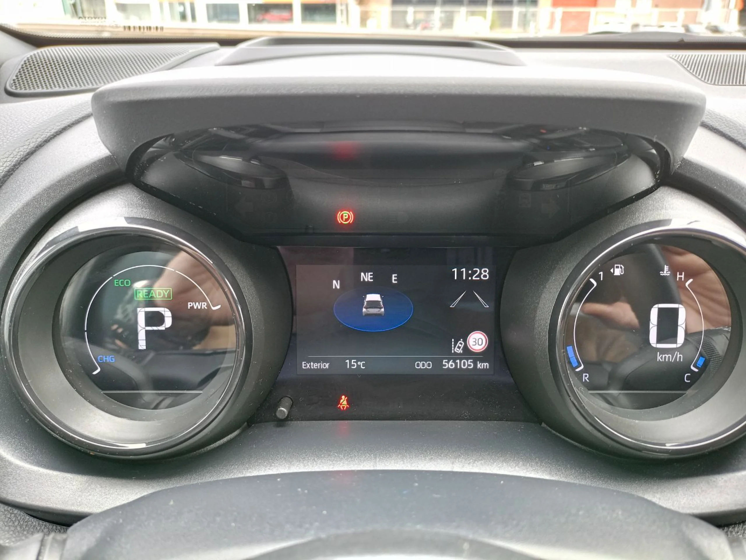 Toyota Yaris 1.5 120H Style Plus - Foto 8