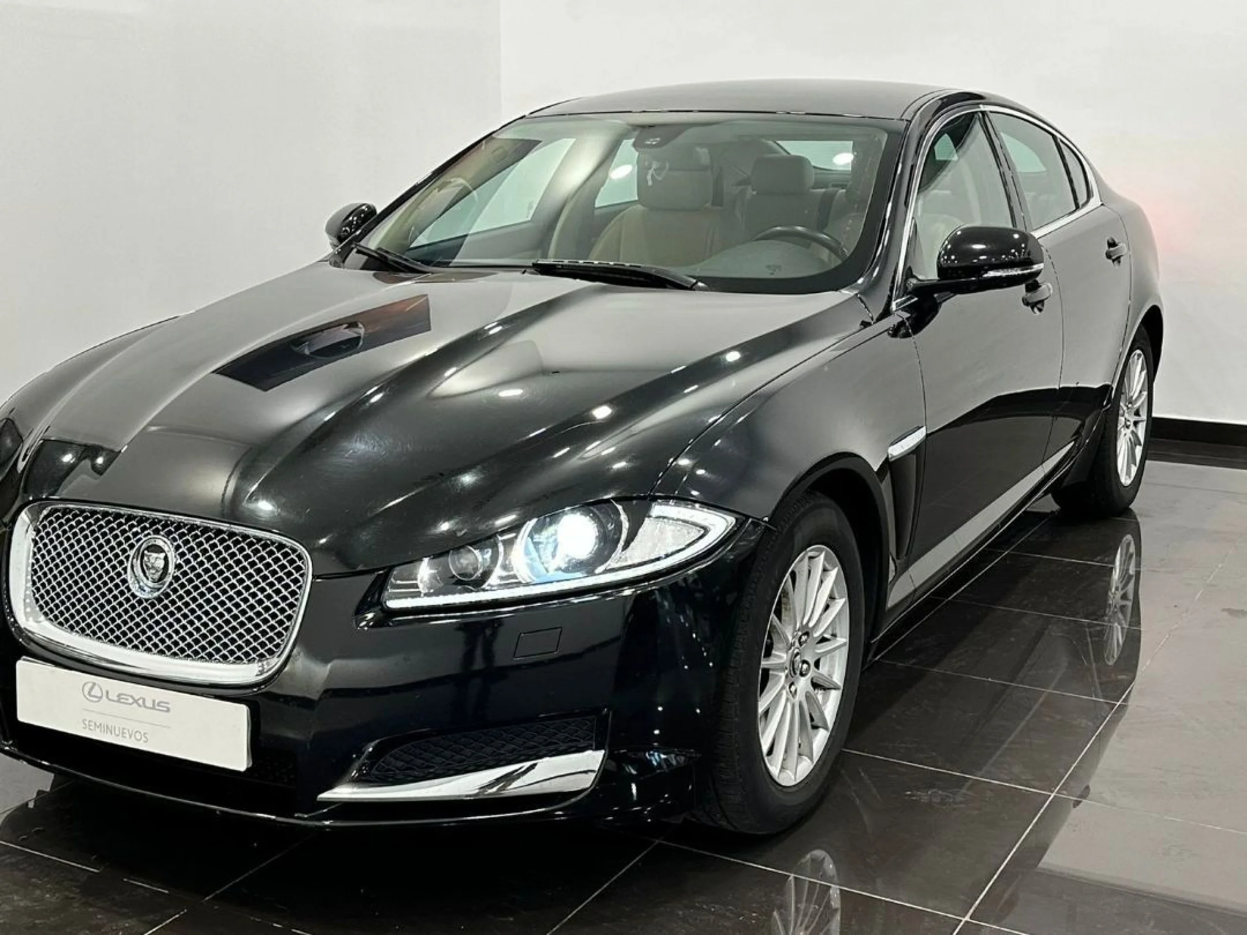 Jaguar XF 2.2 Diesel Classic Aut. - Foto 1