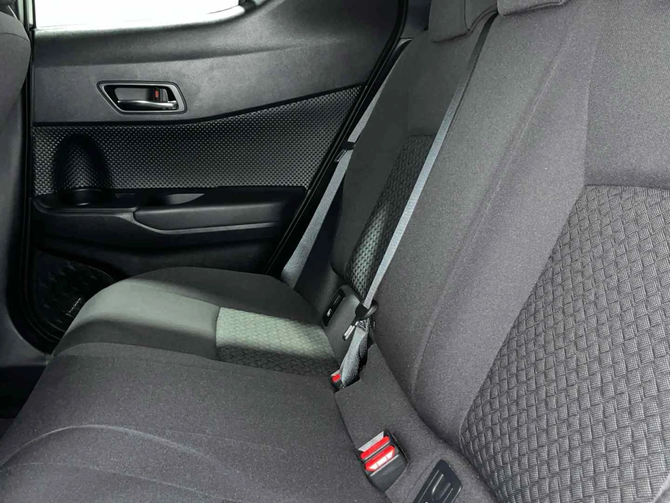 Toyota C-HR 125H Advance - Foto 9