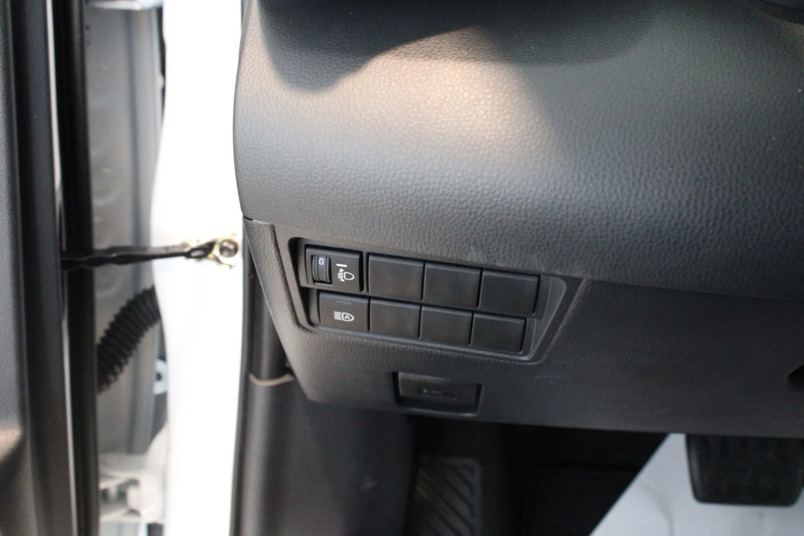 Toyota Yaris 1.5 120h Active Tech - Foto 6