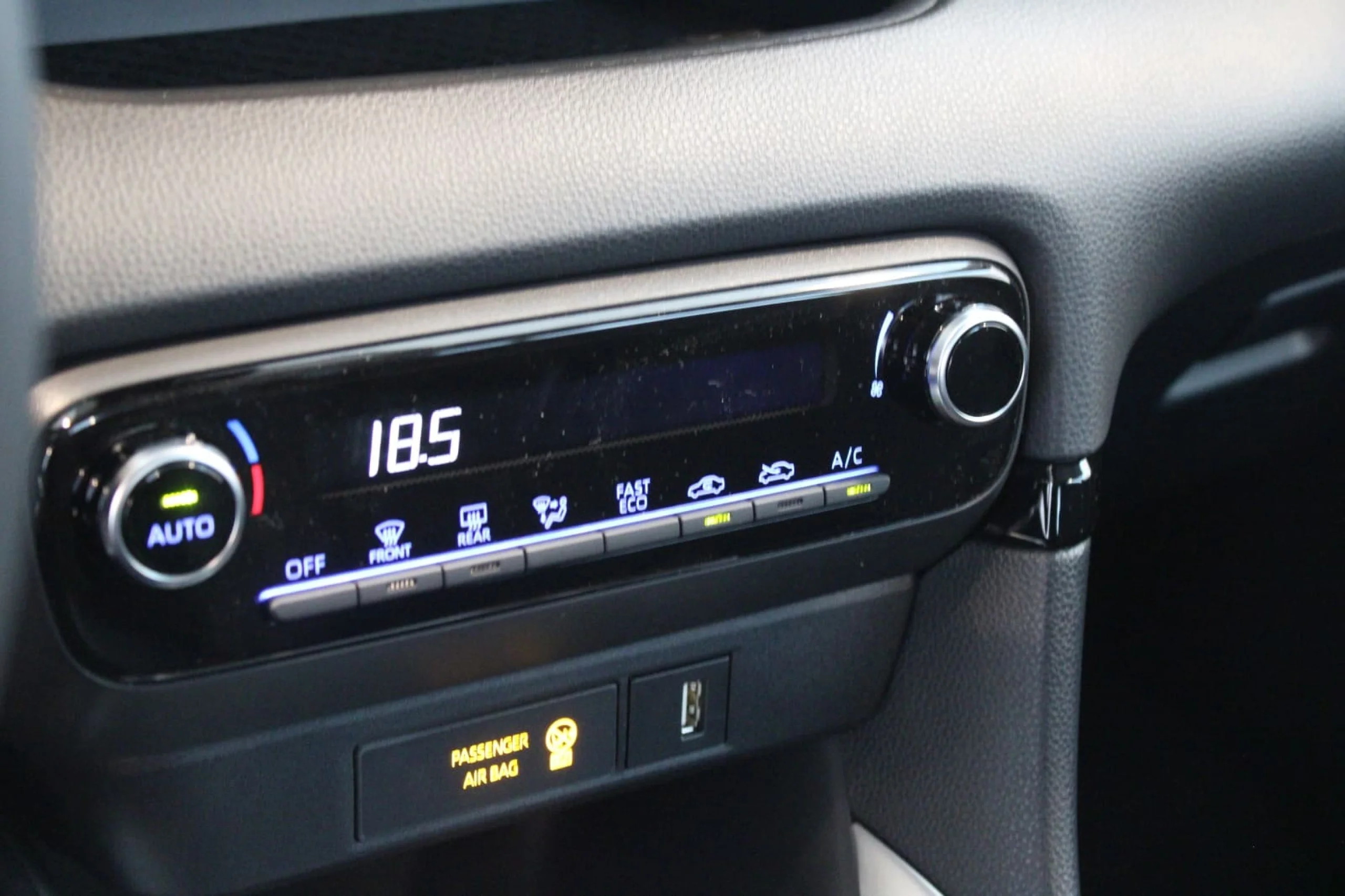 Toyota Yaris 1.5 120h Active Tech - Foto 7