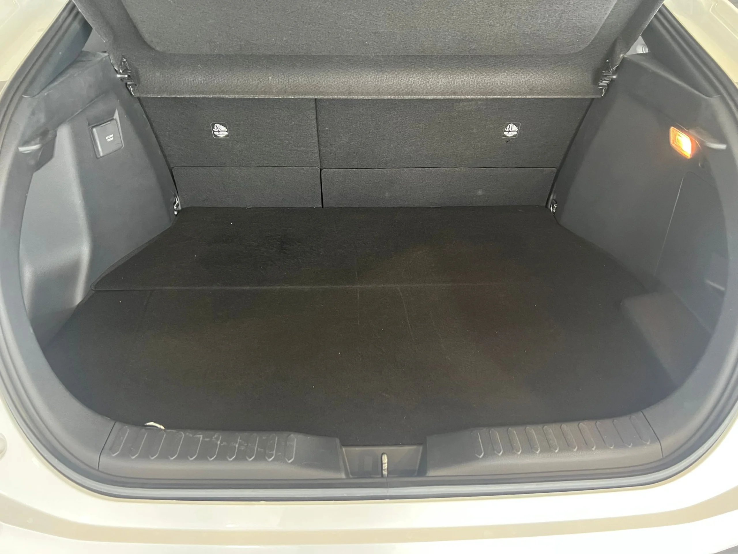 Toyota C-HR 220PHEV Advance - Foto 7