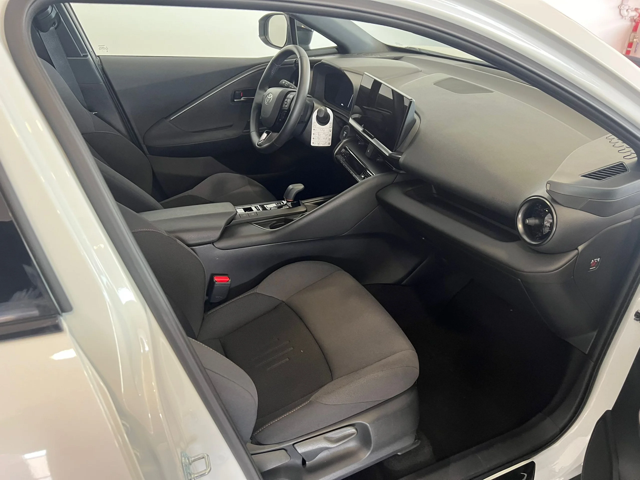 Toyota C-HR 220PHEV Advance - Foto 10