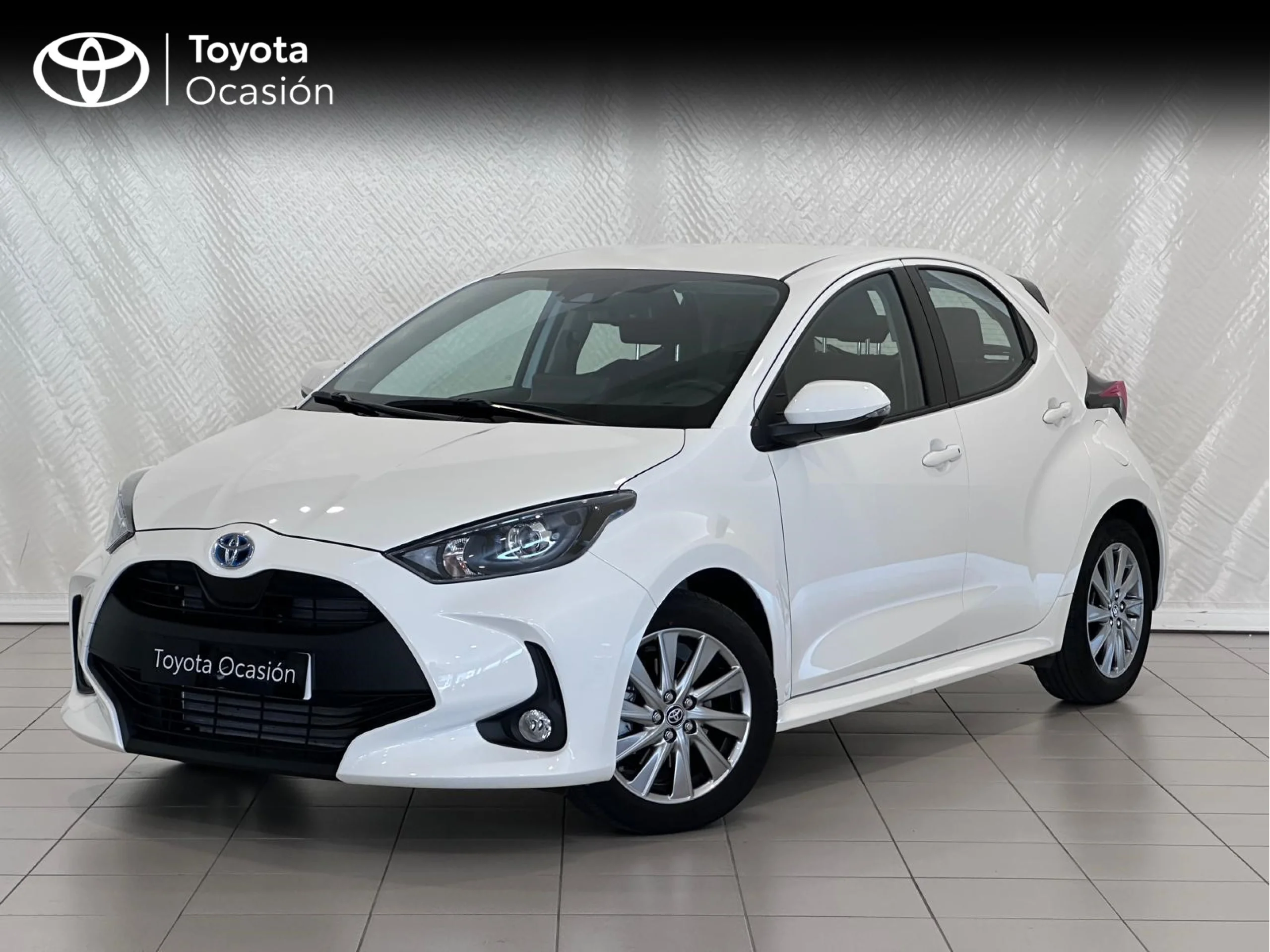 Toyota Yaris 120H BUSSINES PLUS - Foto 1