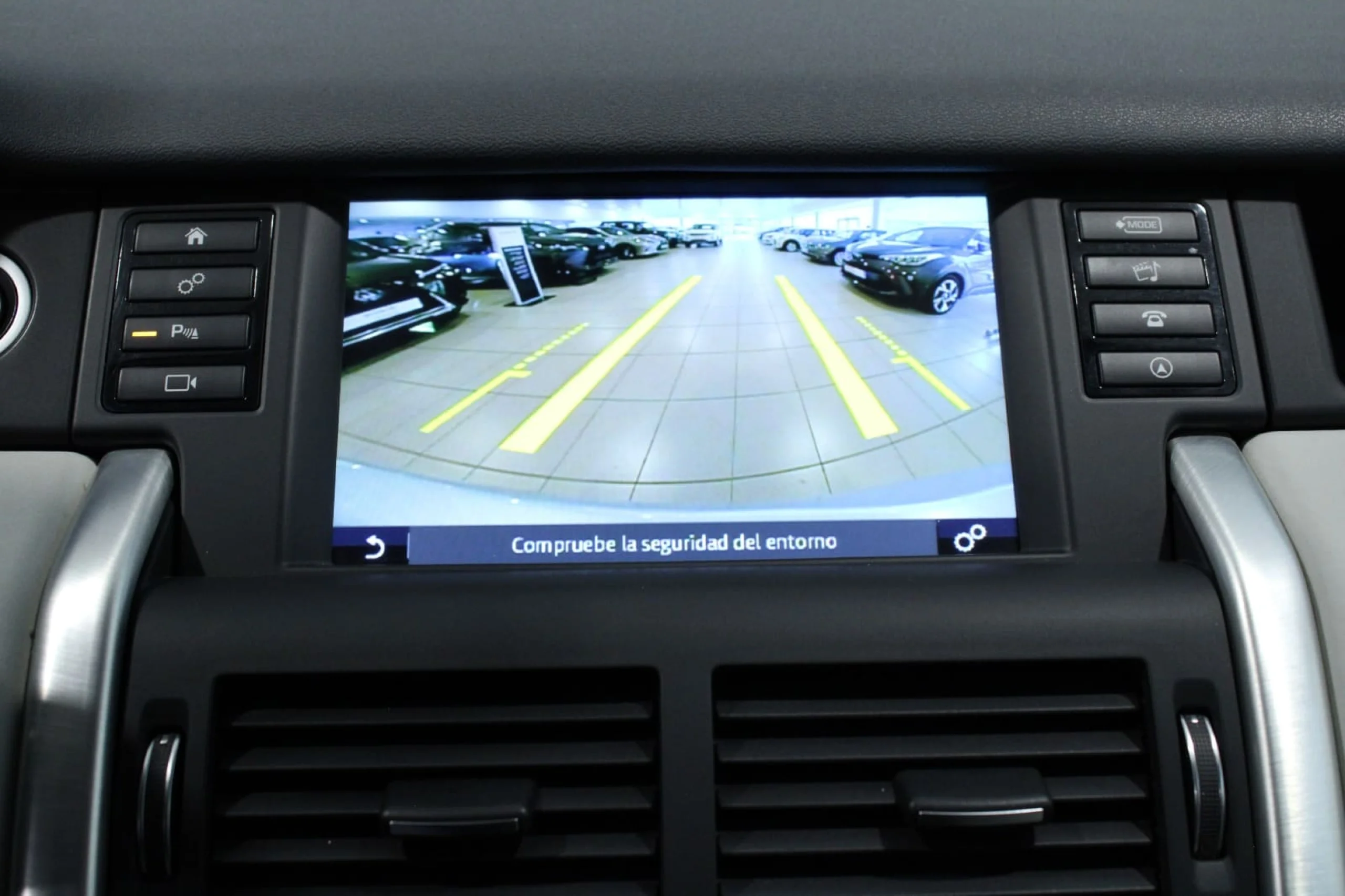 Land Rover Discovery Sport 2.0TD4 SE 4WD Aut. - Foto 14