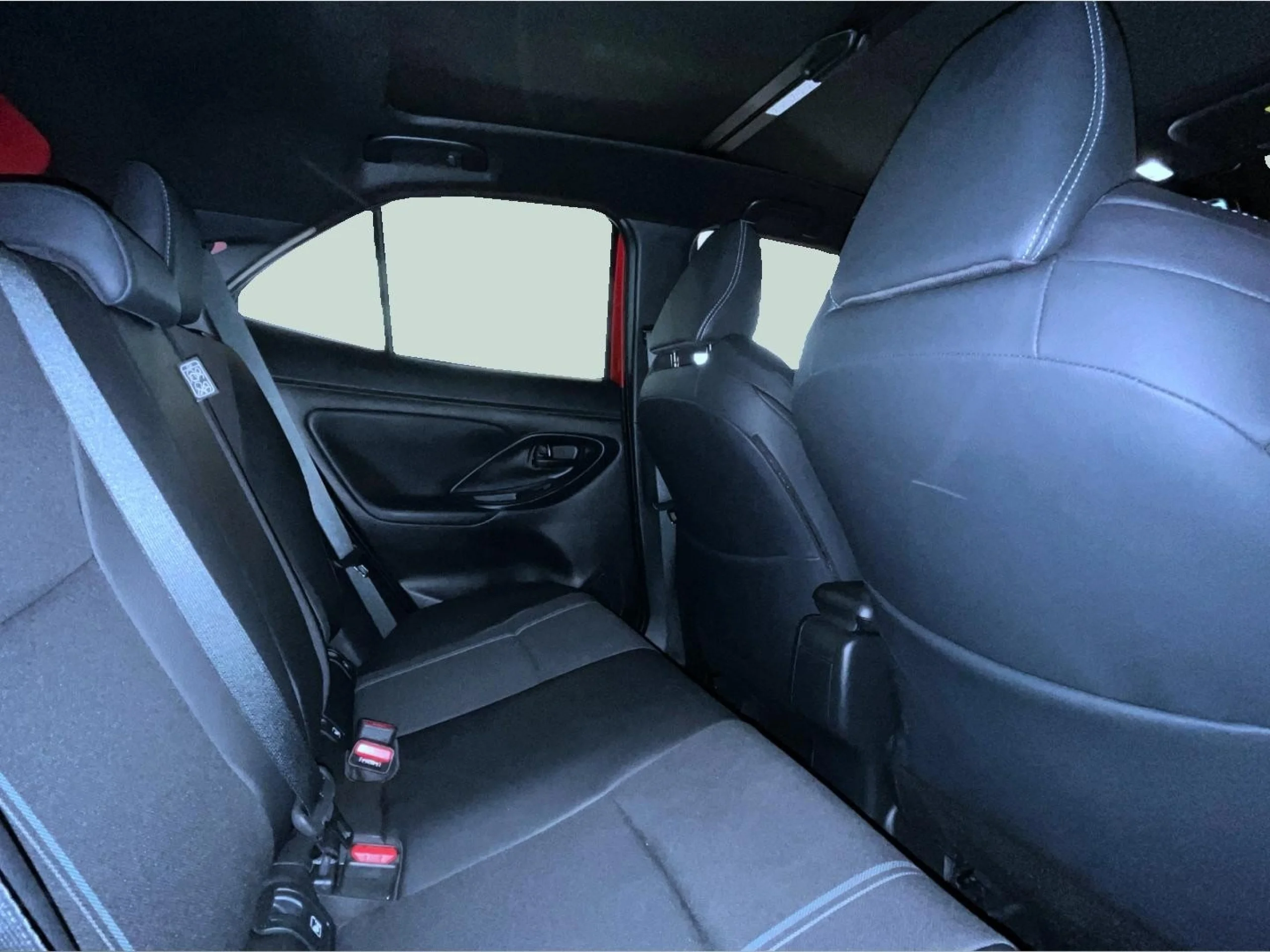Toyota Yaris Cross 130H Style Plus - Foto 9