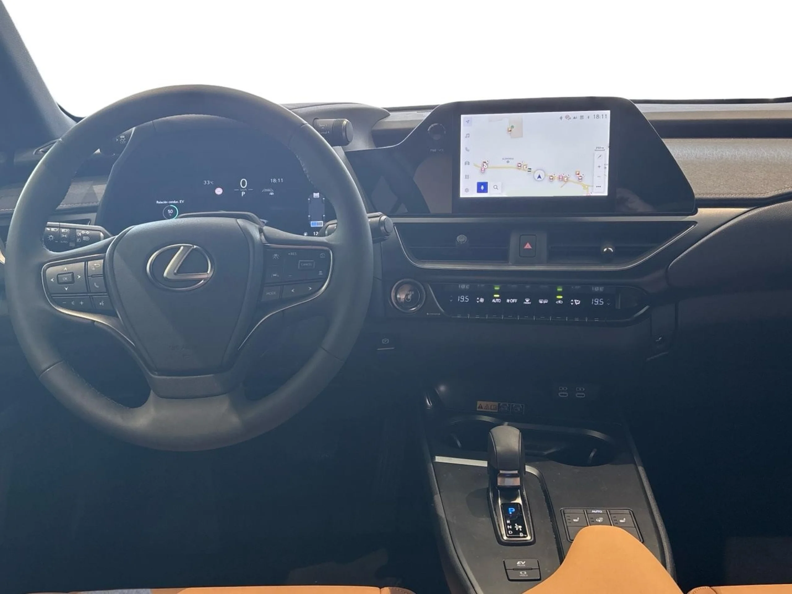 Lexus UX300h F SPORT - Foto 7