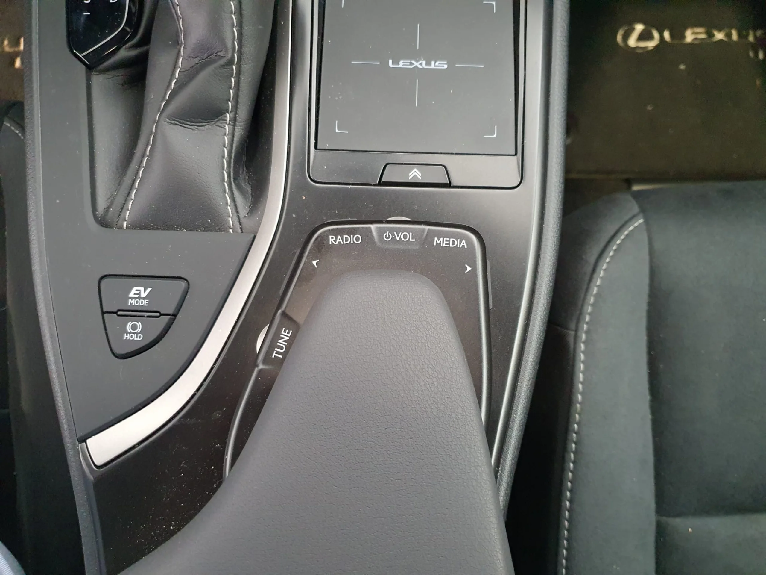 Lexus UX 250h UX250H PREMIUM 2WD - Foto 11