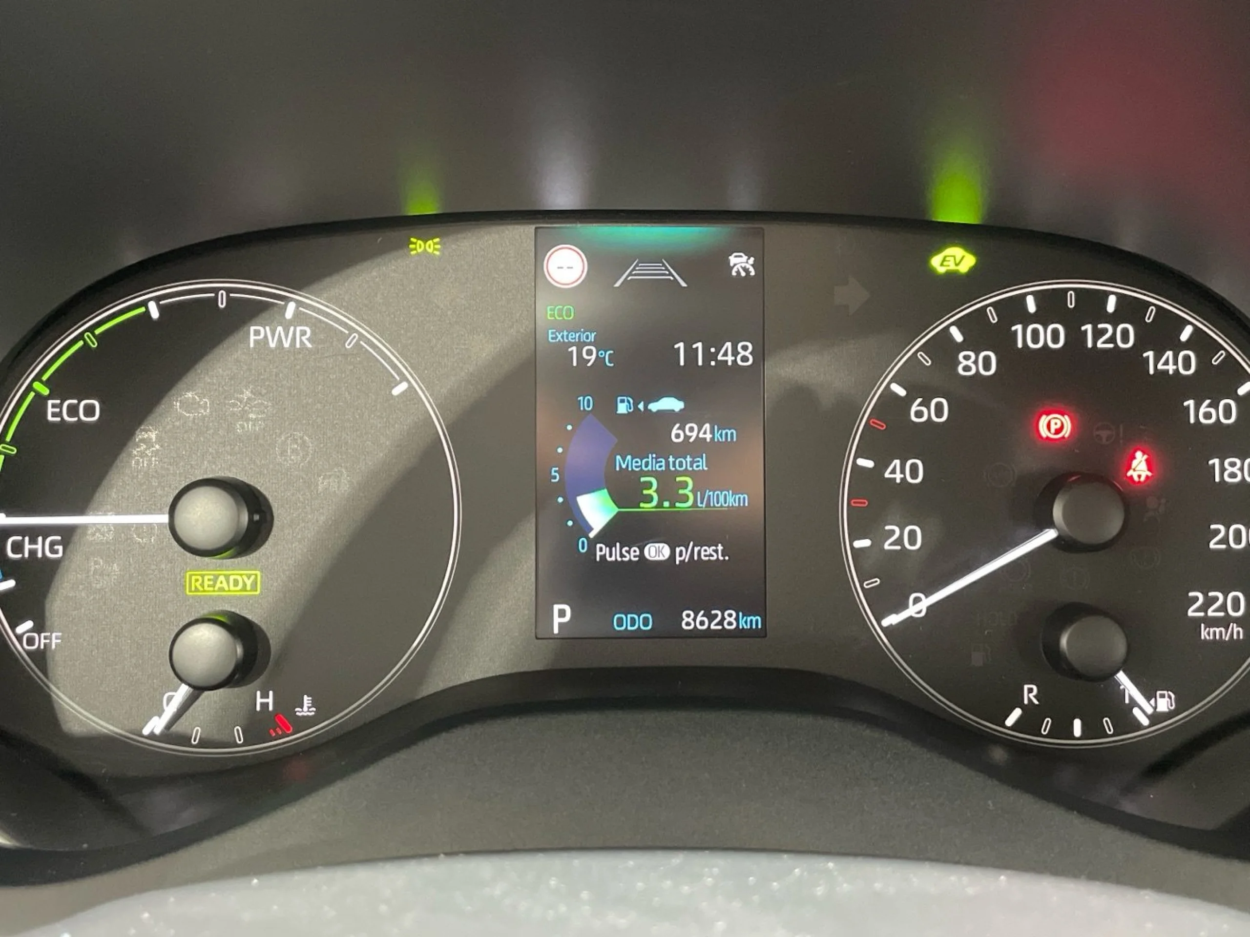 Toyota Yaris Active Plus 120H - Foto 13