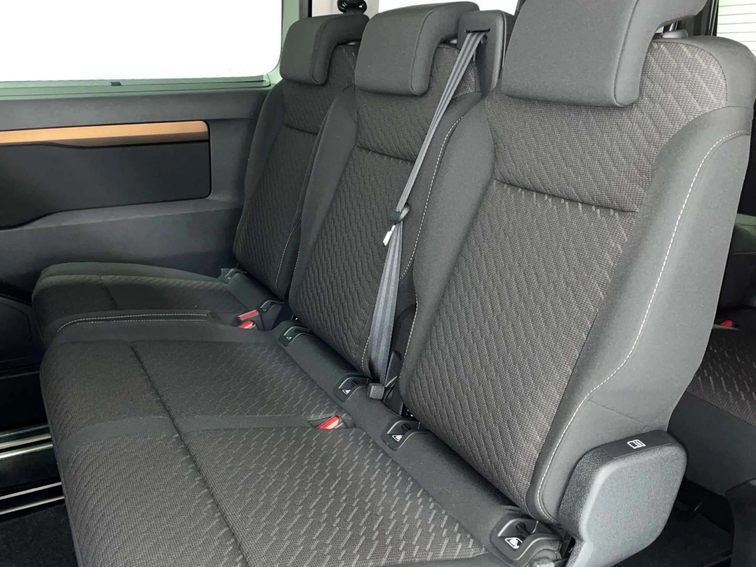 Toyota Proace Verso 2.0D 145CV 6MT Family Advance - Foto 8