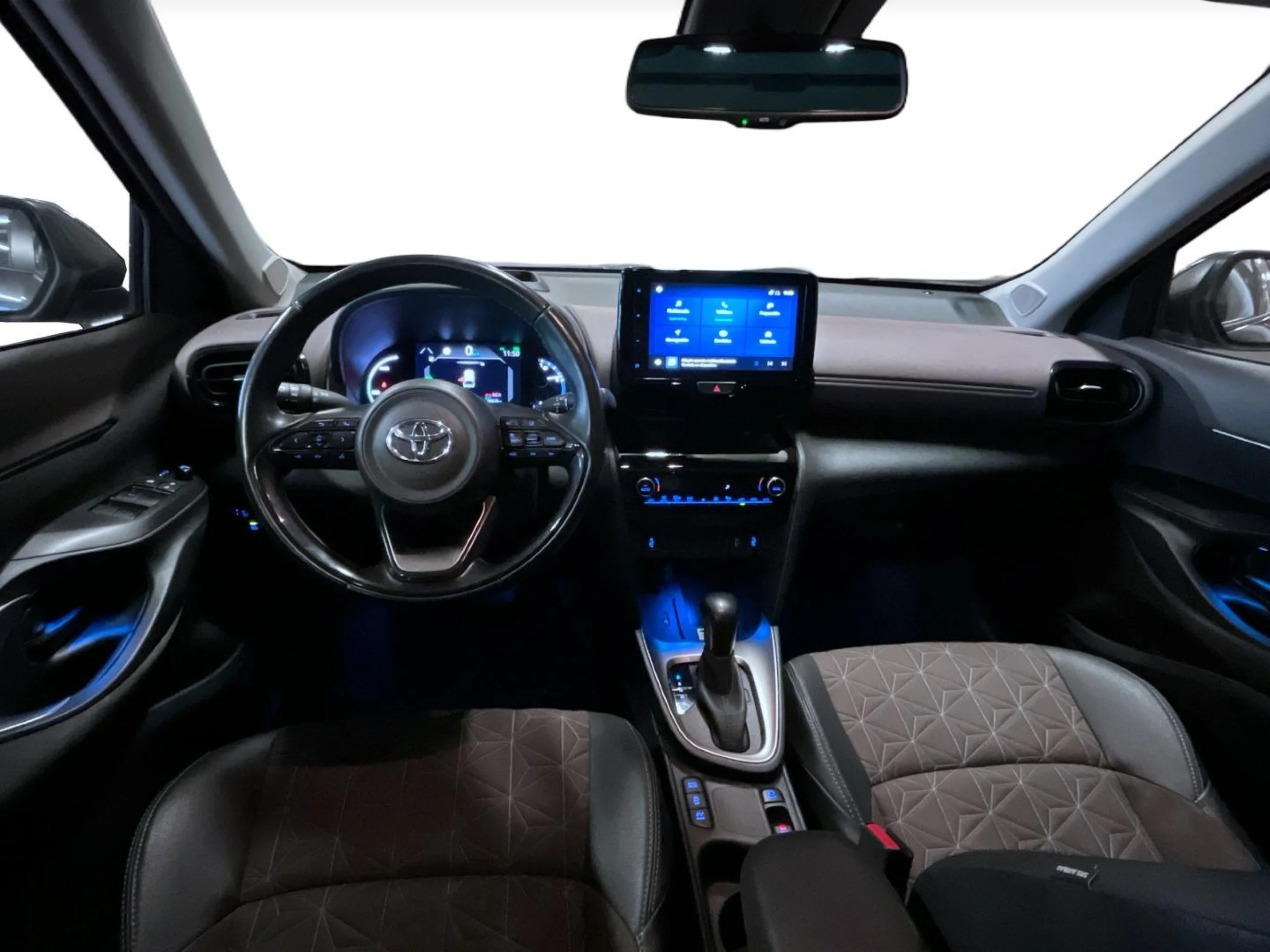 Toyota Yaris Cross 120H Style Plus - Foto 12