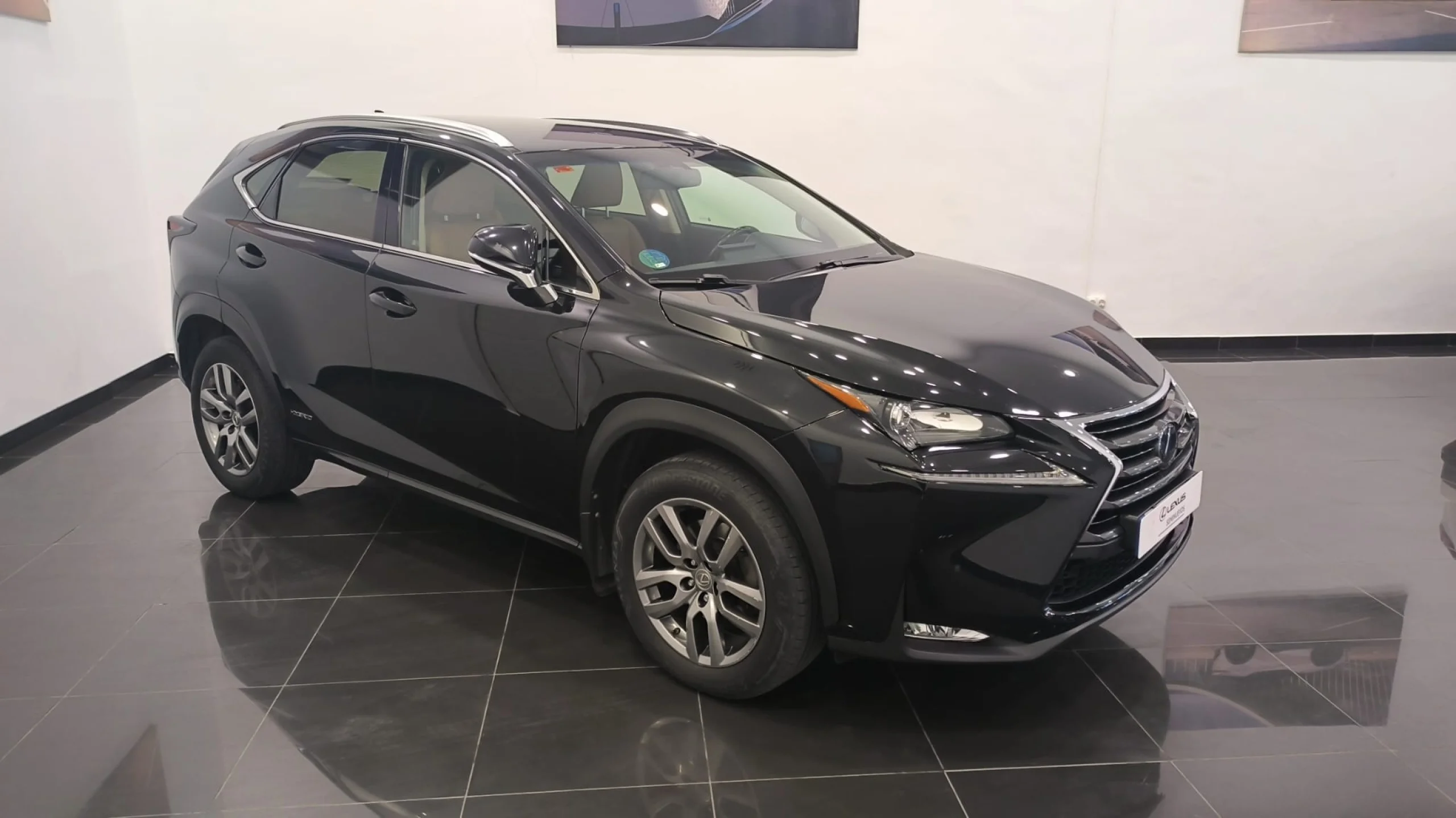 Lexus NX 300h EXECUTIVE 4WD - Foto 1