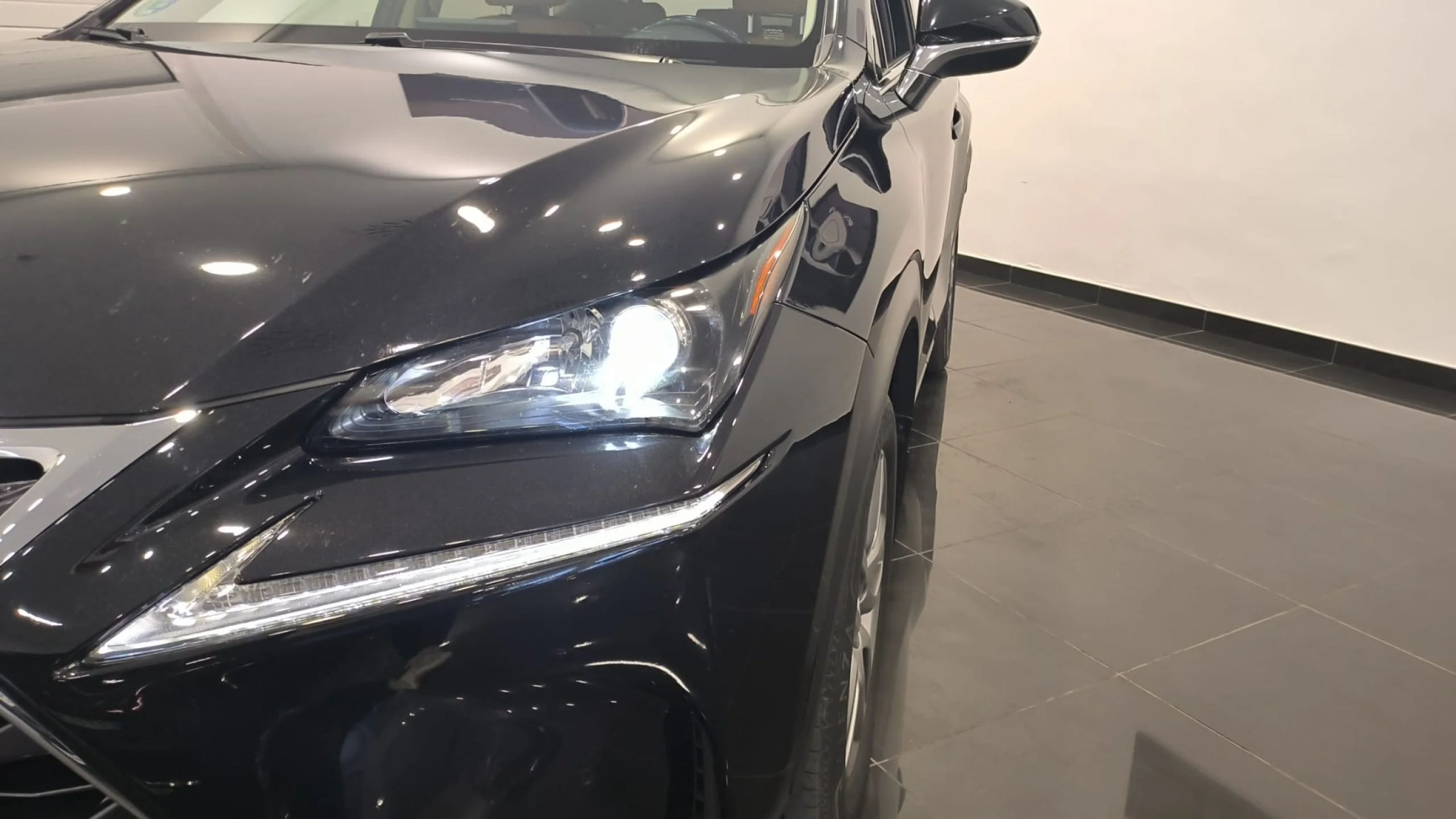 Lexus NX 300h EXECUTIVE 4WD - Foto 14