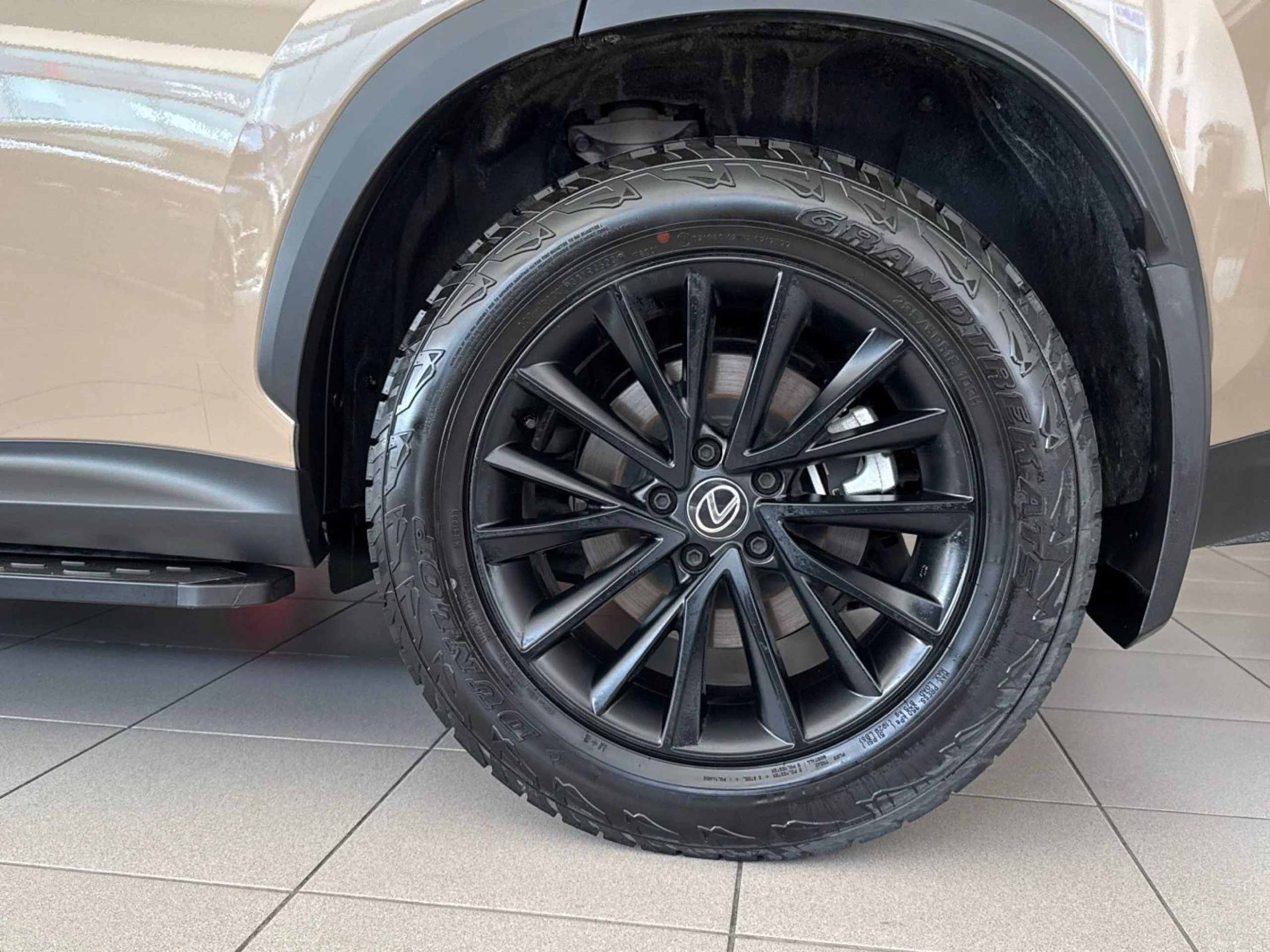 Lexus NX 350h OVERTRAIL 4WD - Foto 12
