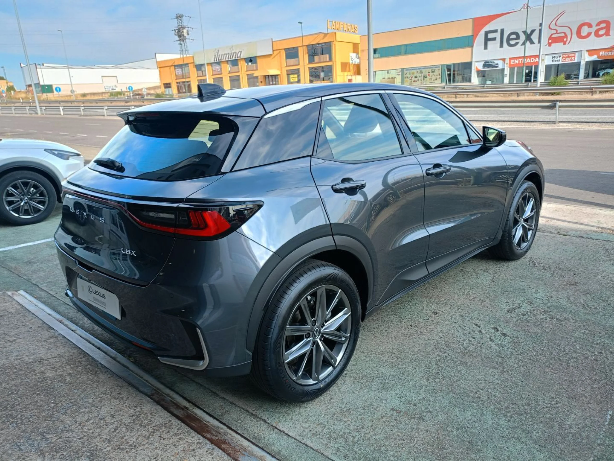 Lexus LBX ELEGANT + - Foto 6