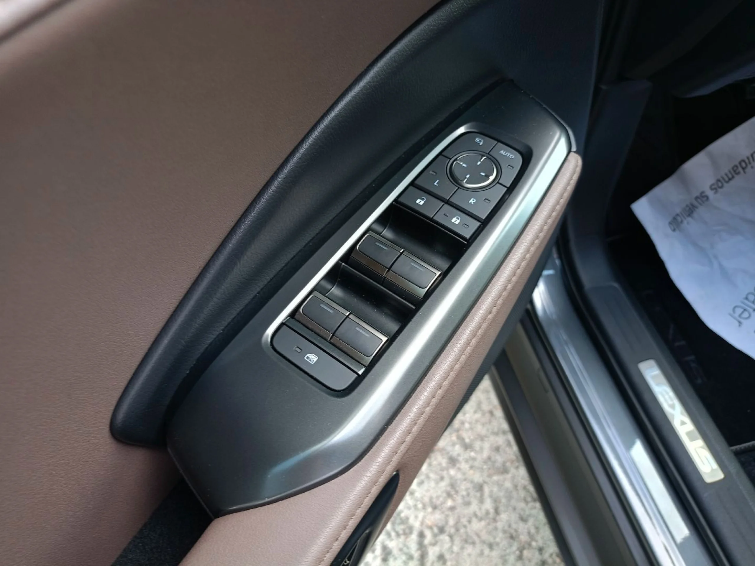 Lexus LBX ELEGANT + - Foto 14