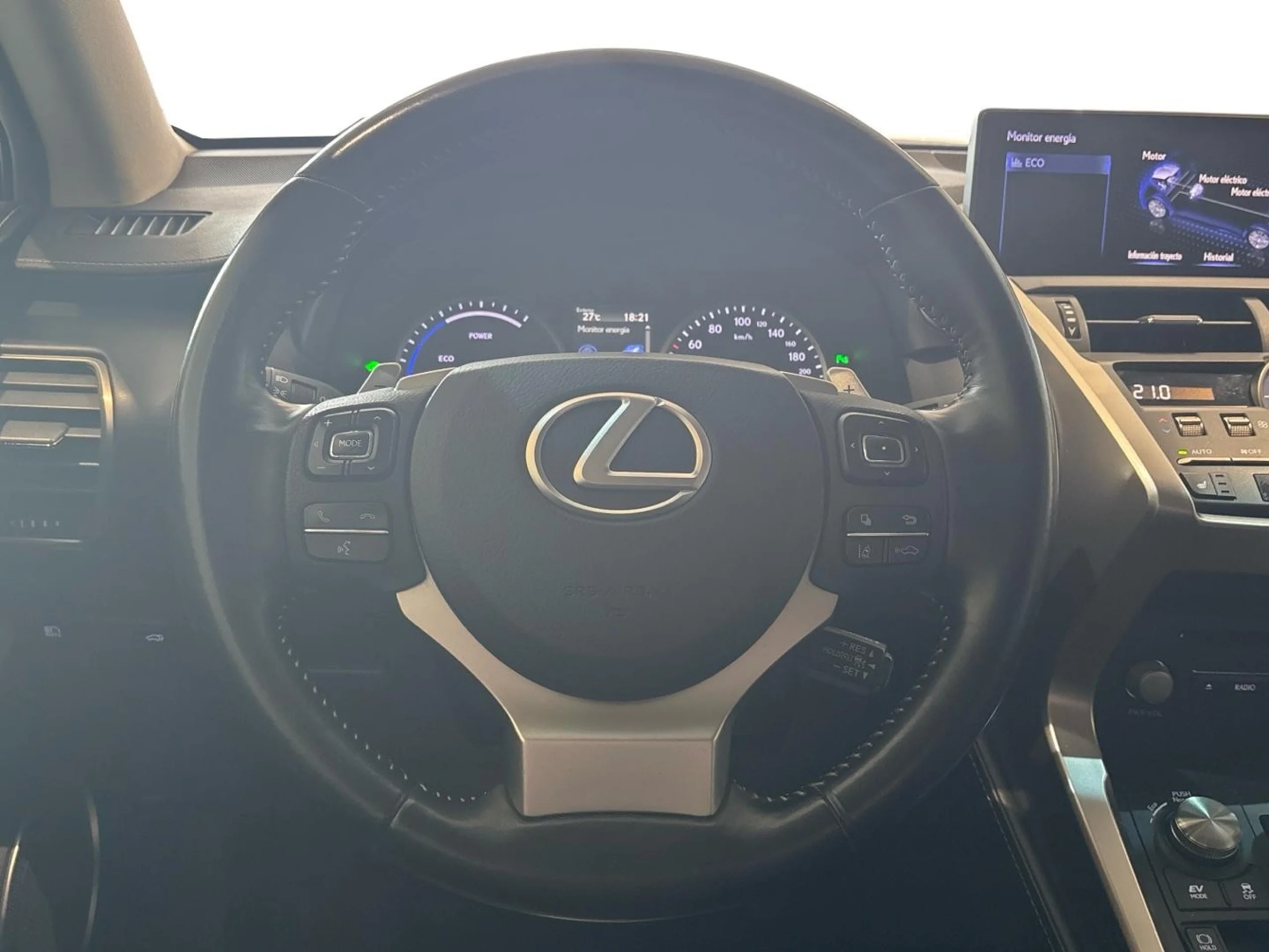 Lexus NX 300h NX300H EXECUTIVE NAVIGATION 4WD - Foto 12