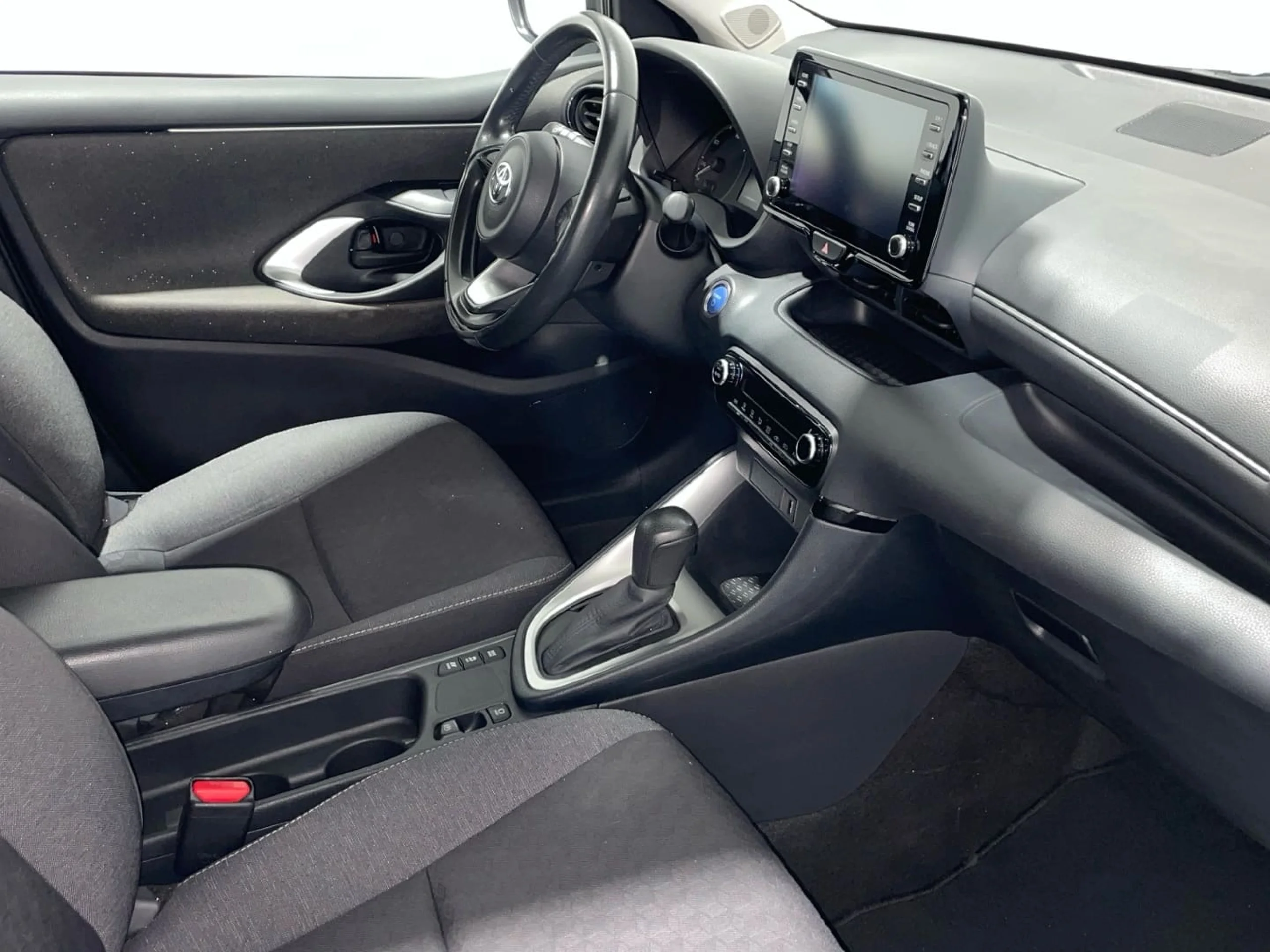 Toyota Yaris 120H Active Tech - Foto 10