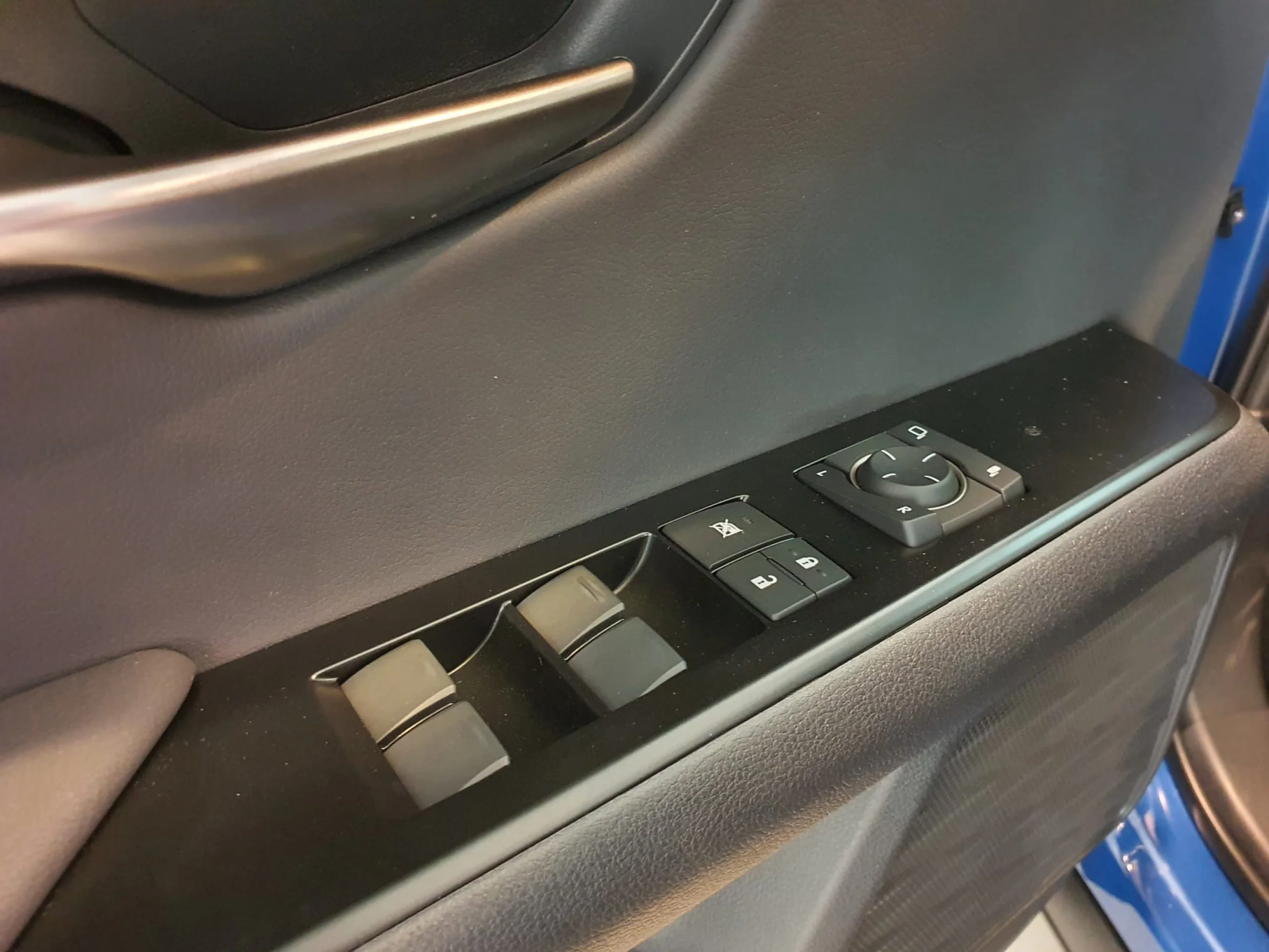 Lexus UX 300E Business - Foto 5