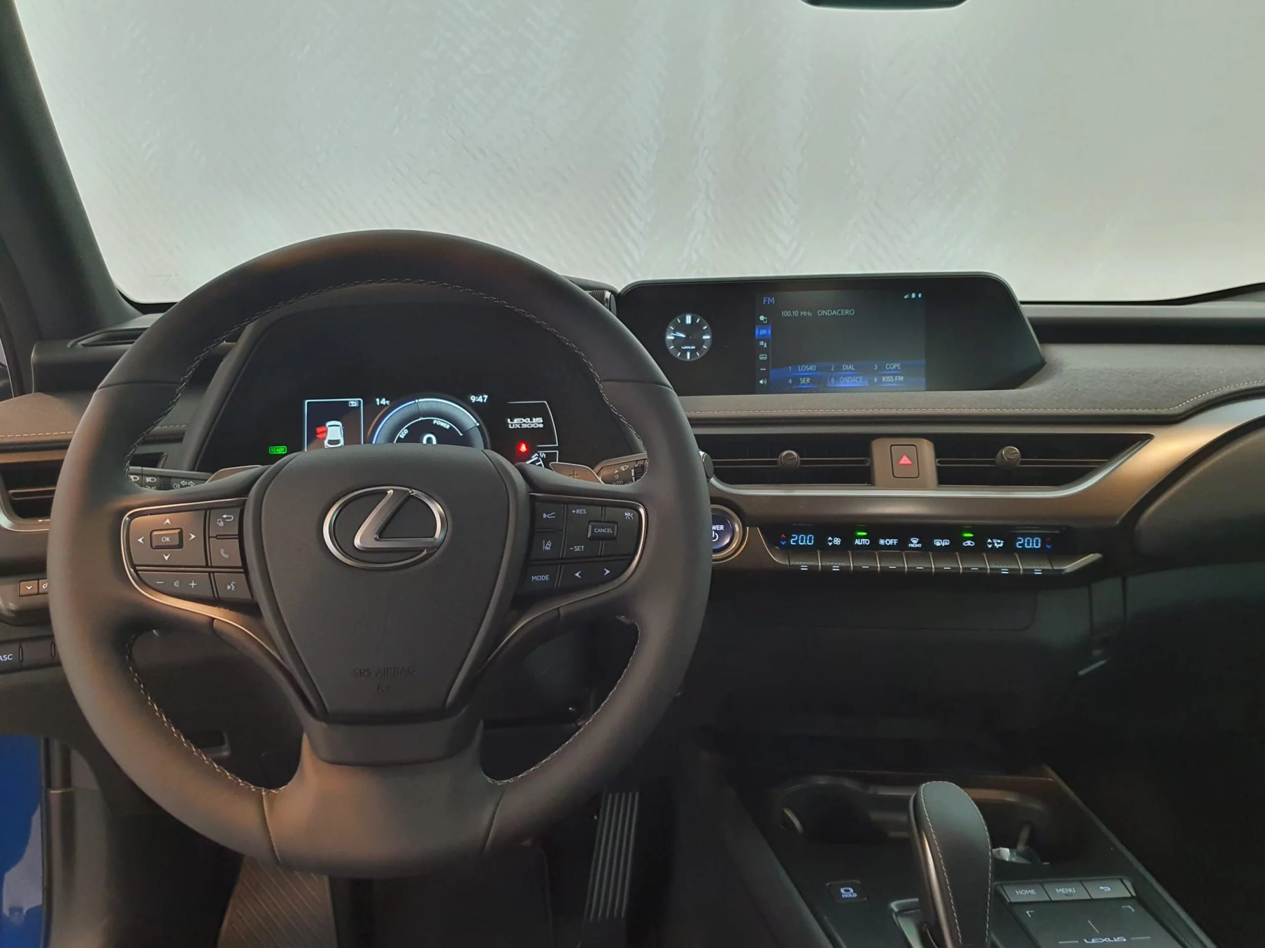 Lexus UX 300E Business - Foto 16