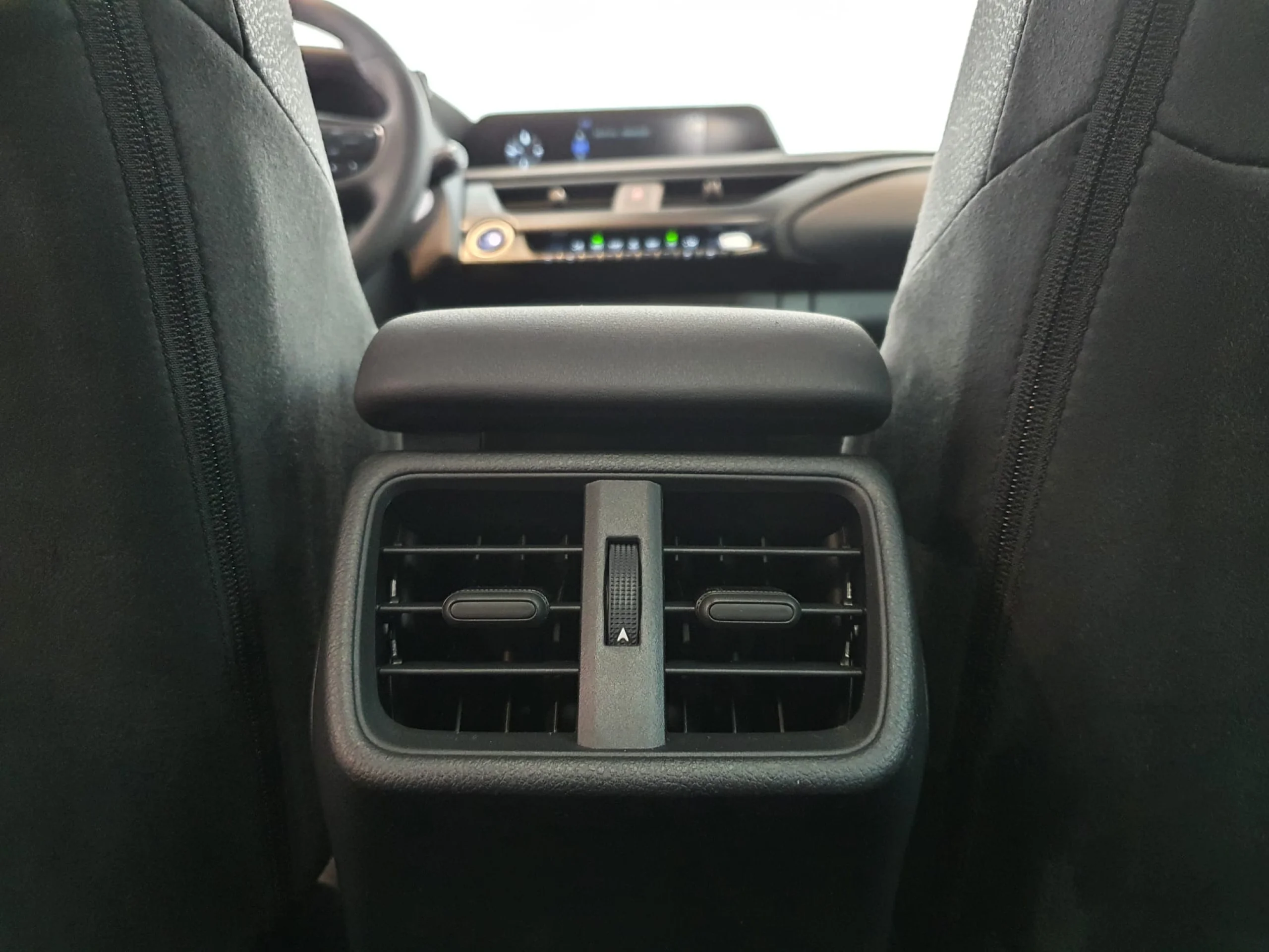 Lexus UX 300E Business - Foto 19