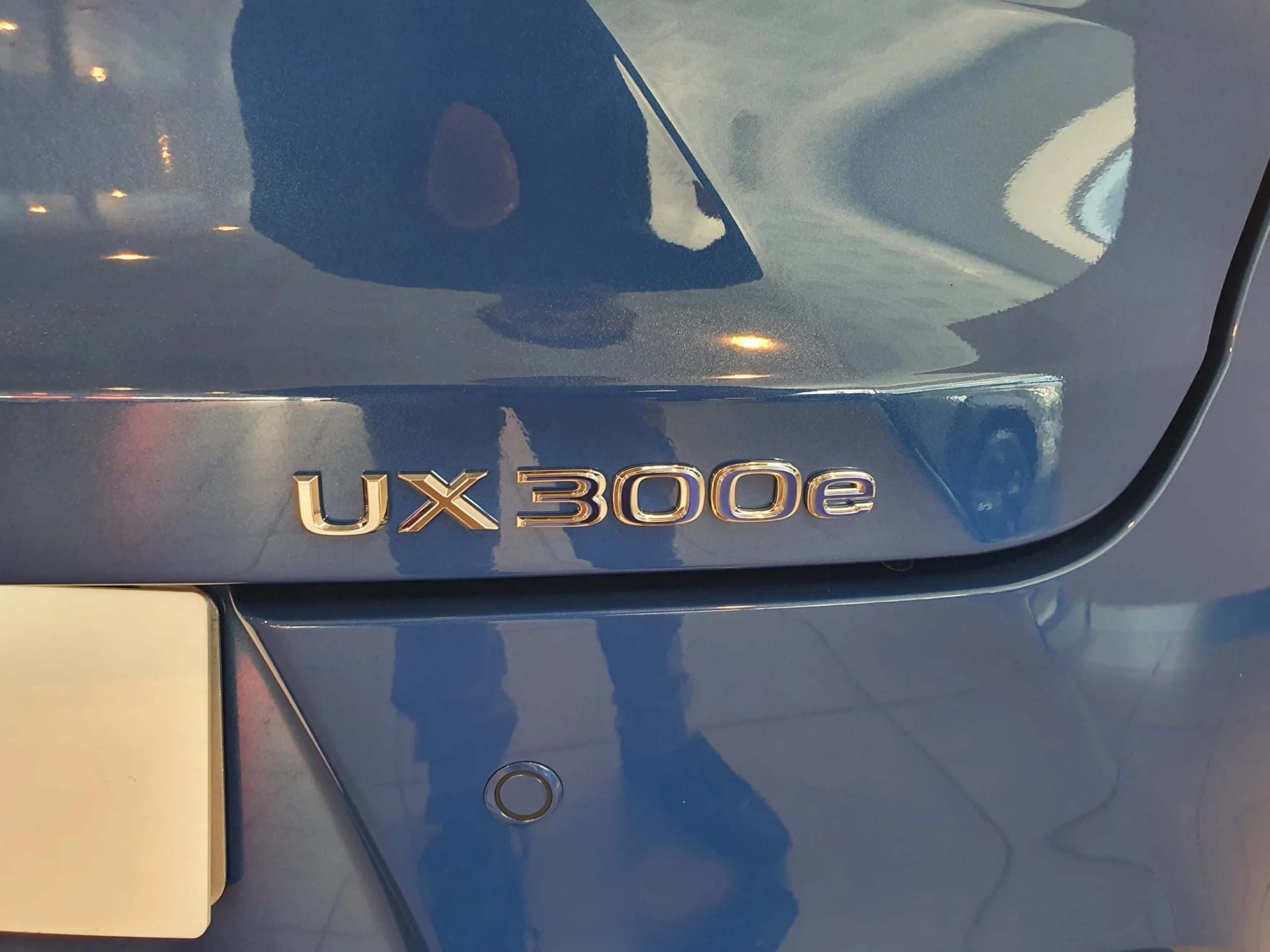 Lexus UX 300E Business - Foto 21