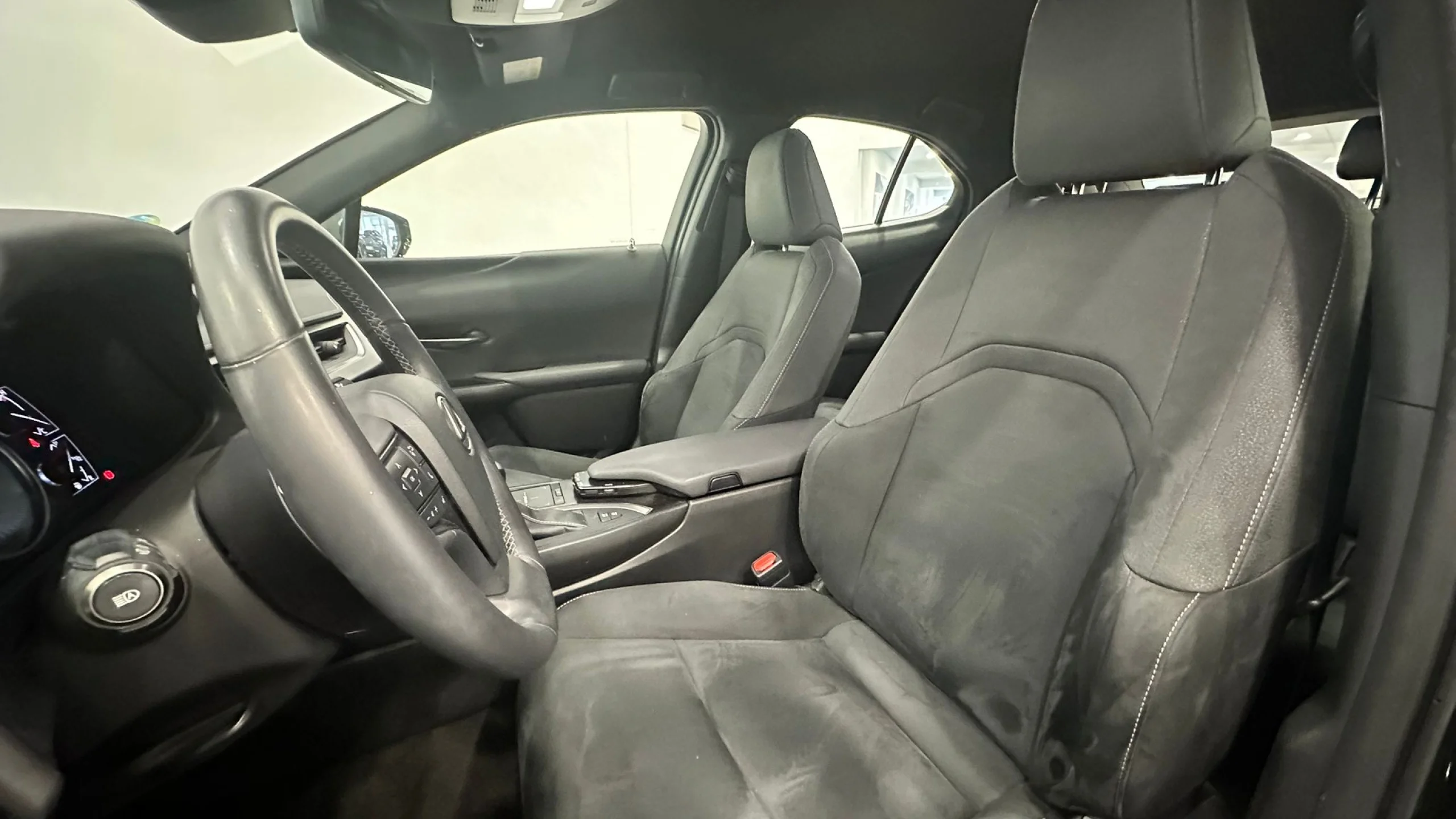 Lexus UX 250h BUSINESS 2.0 Híbrido Gasolina Transmisión Auto - Foto 7