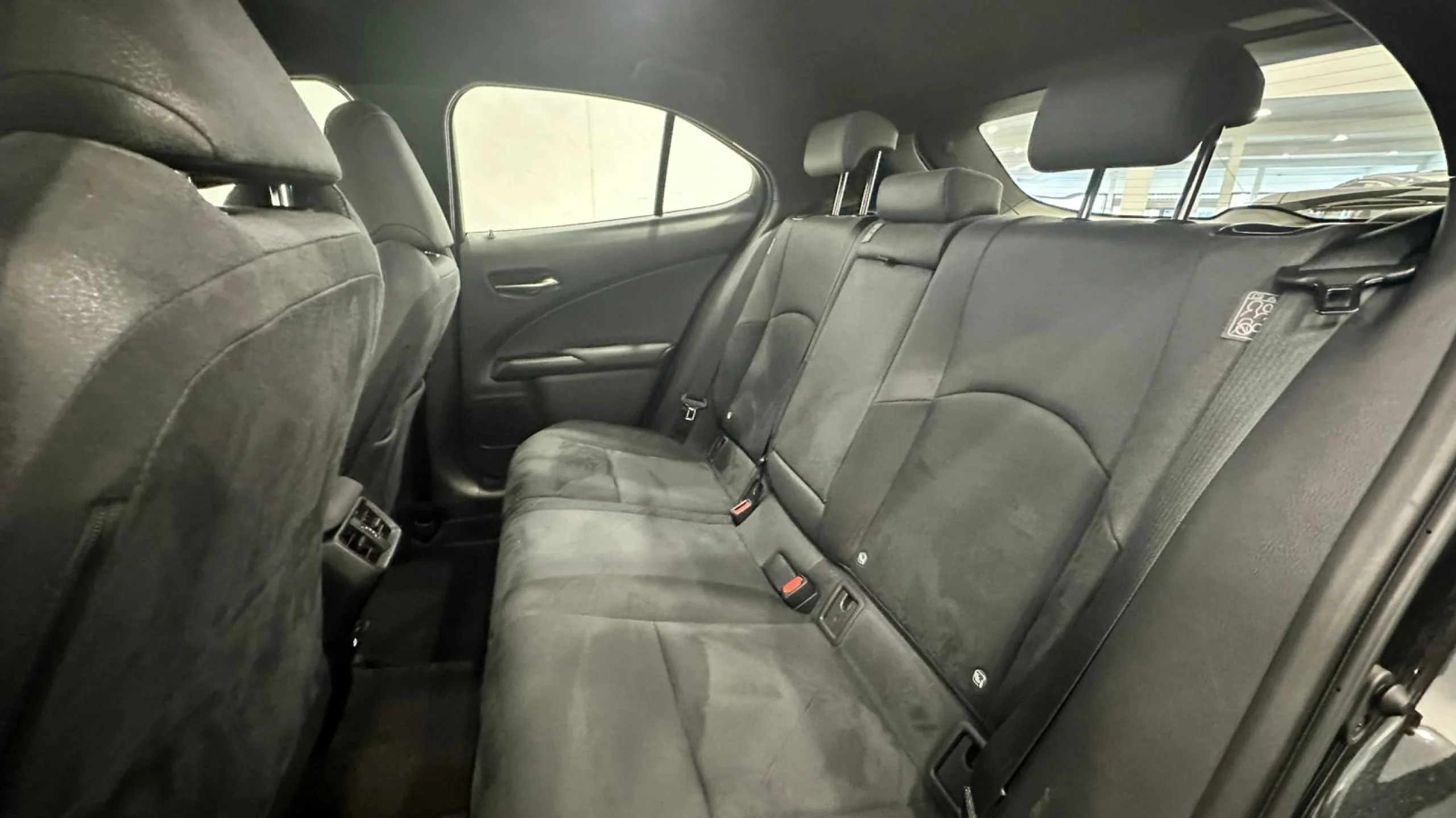 Lexus UX 250h BUSINESS 2.0 Híbrido Gasolina Transmisión Auto - Foto 8