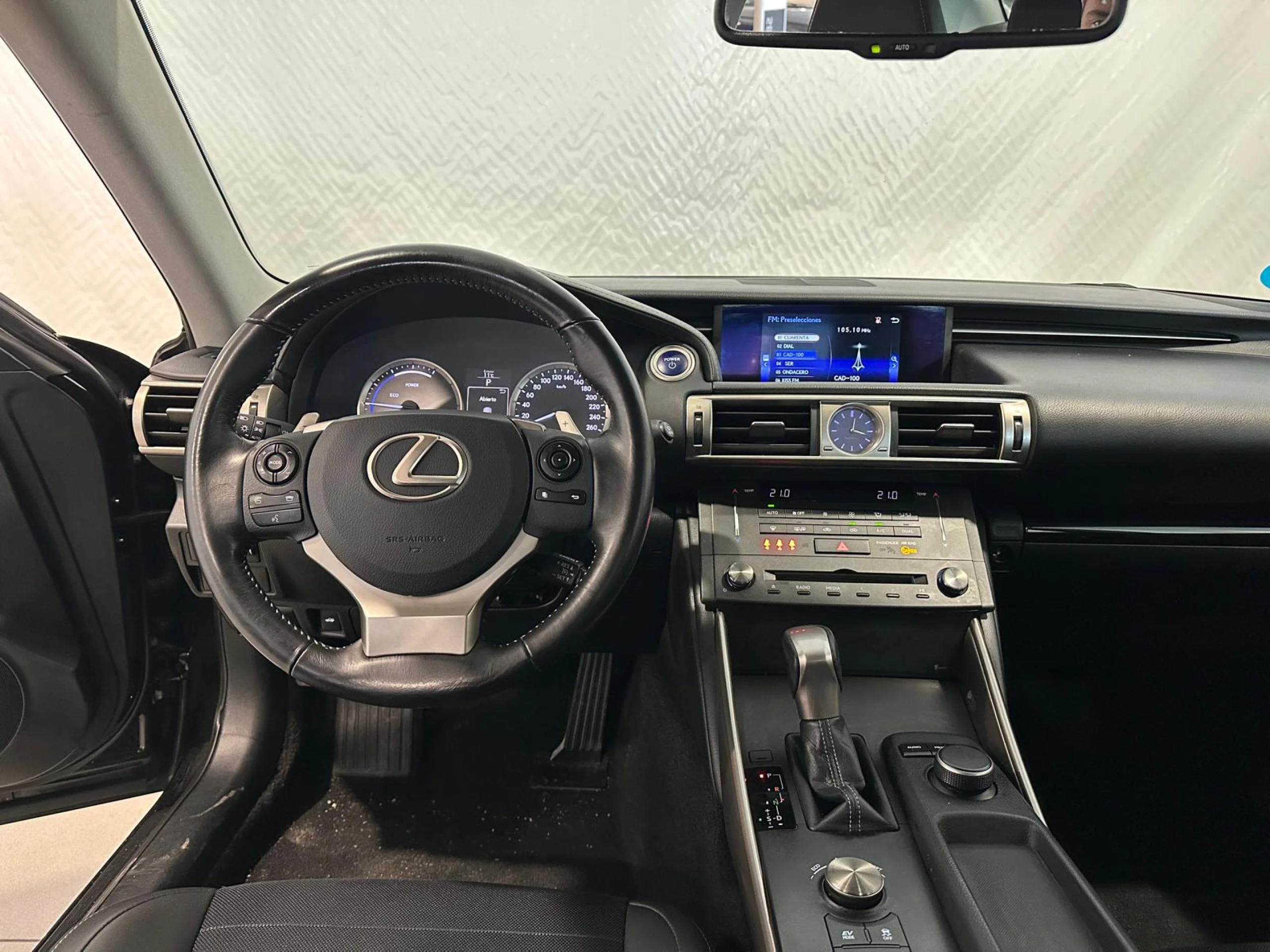 Lexus IS 300 IS300h Executive Tecno - Foto 14