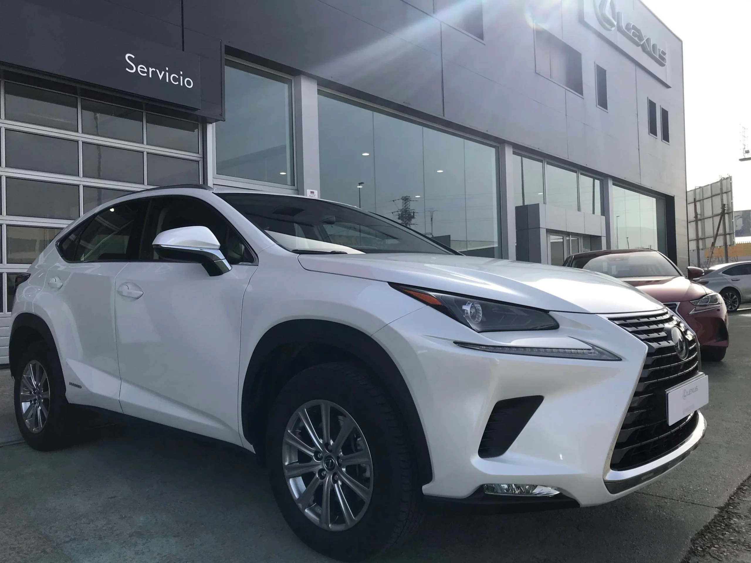 Lexus NX 300h BUSSINES NAVIGATION 2WD - Foto 1