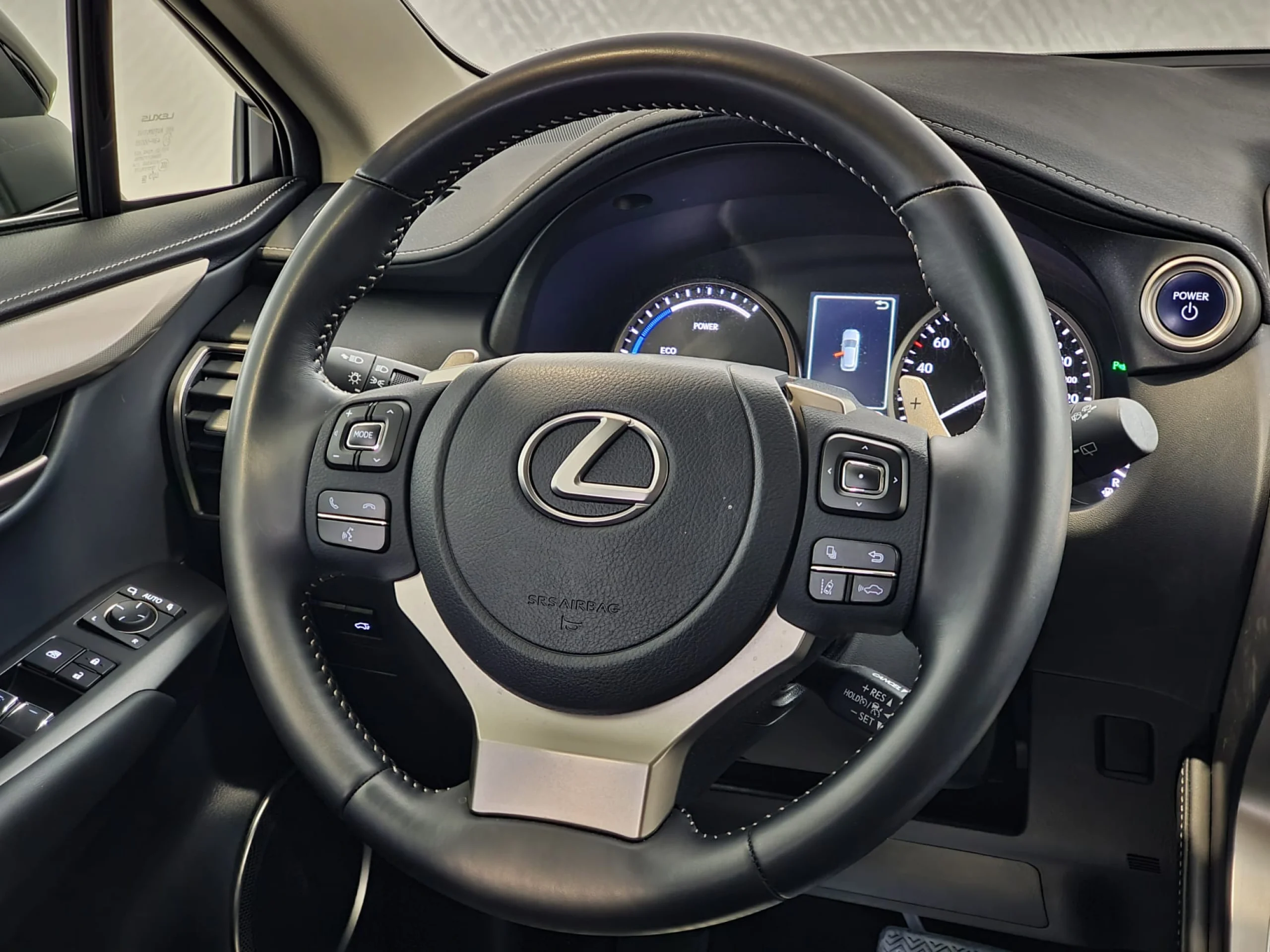 Lexus NX 300h NX300H PREMIUM 2WD - Foto 10