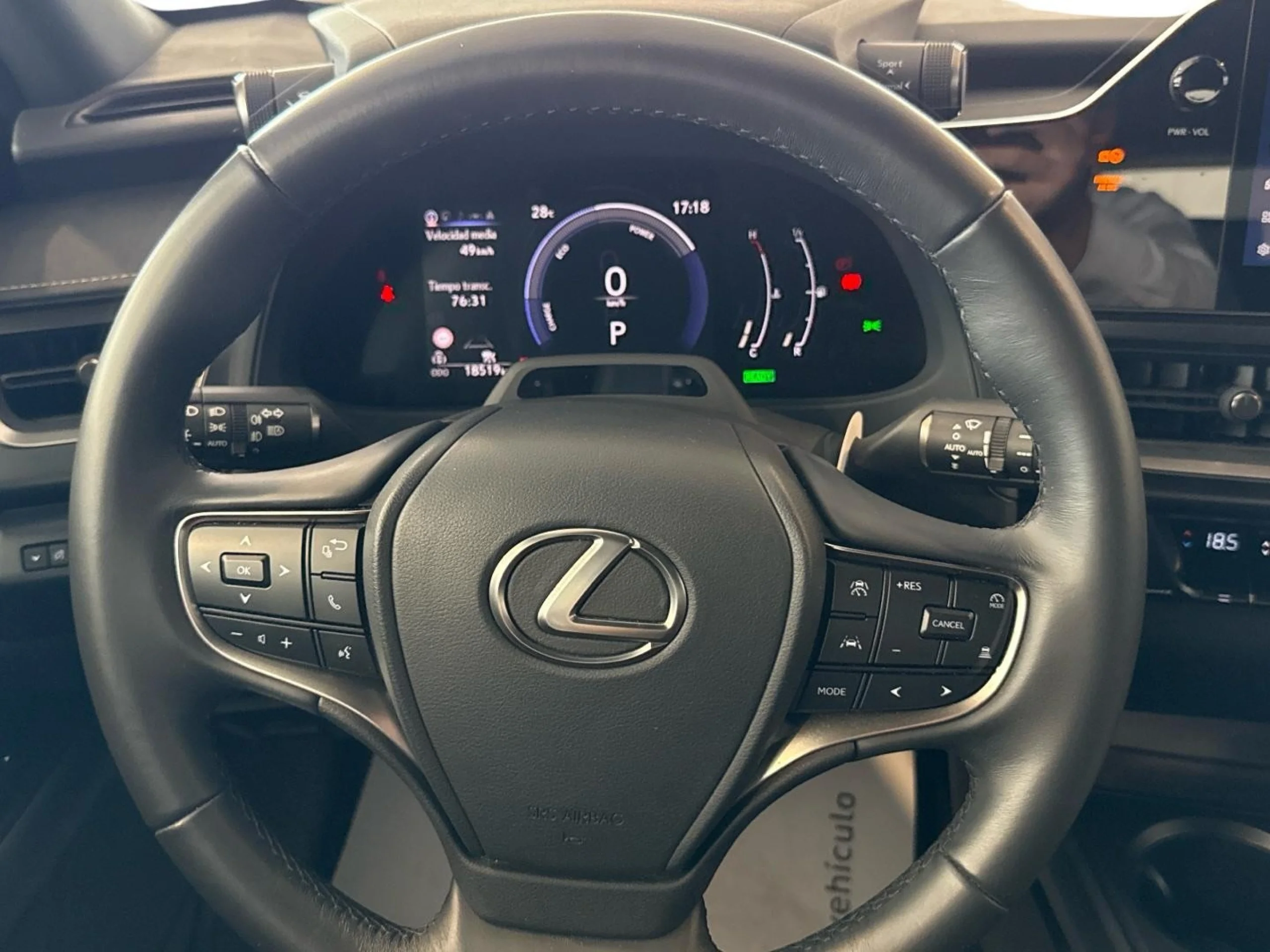 Lexus UX300h UX+ - Foto 7