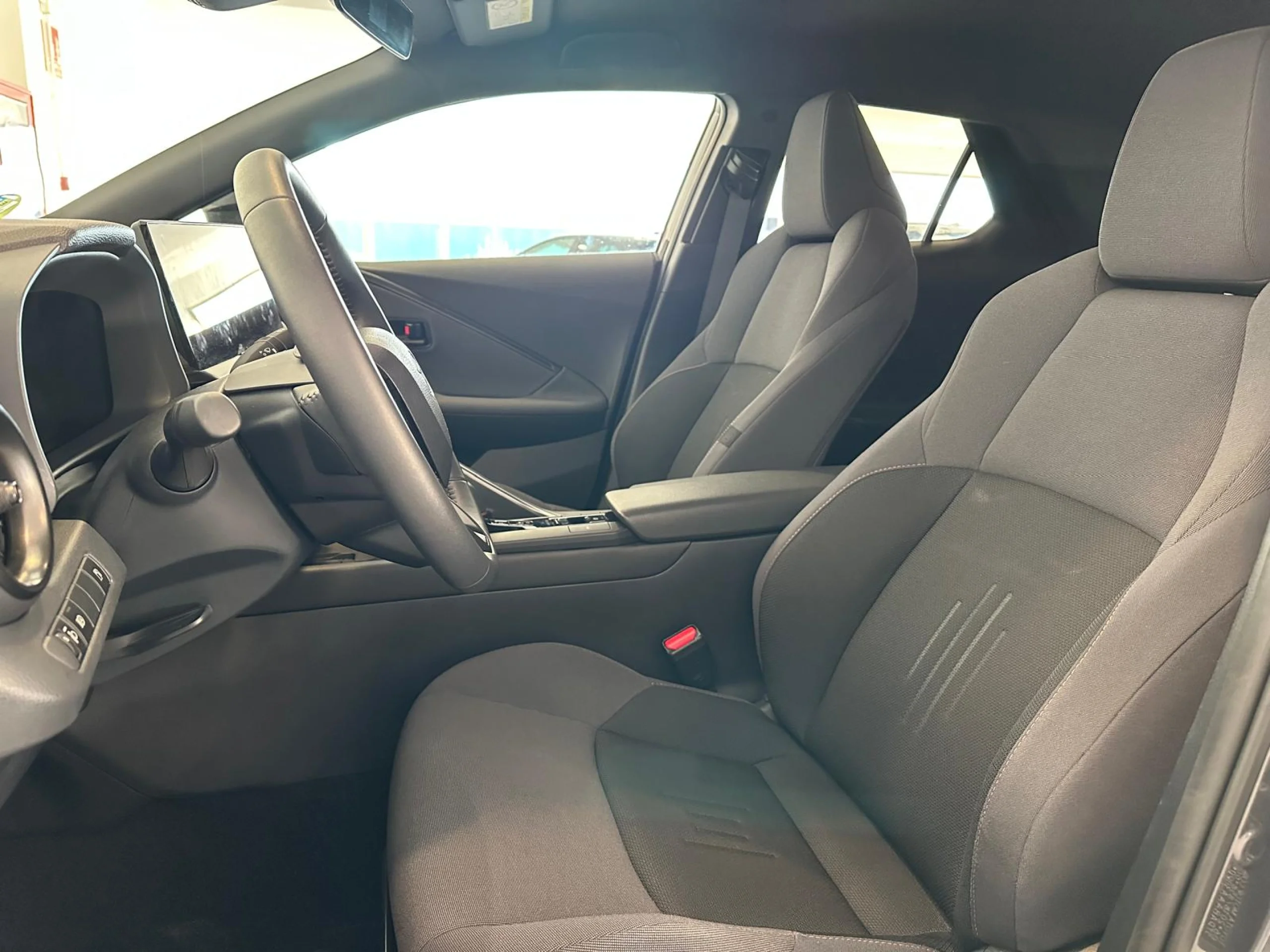 Toyota C-HR 200H Advance - Foto 9