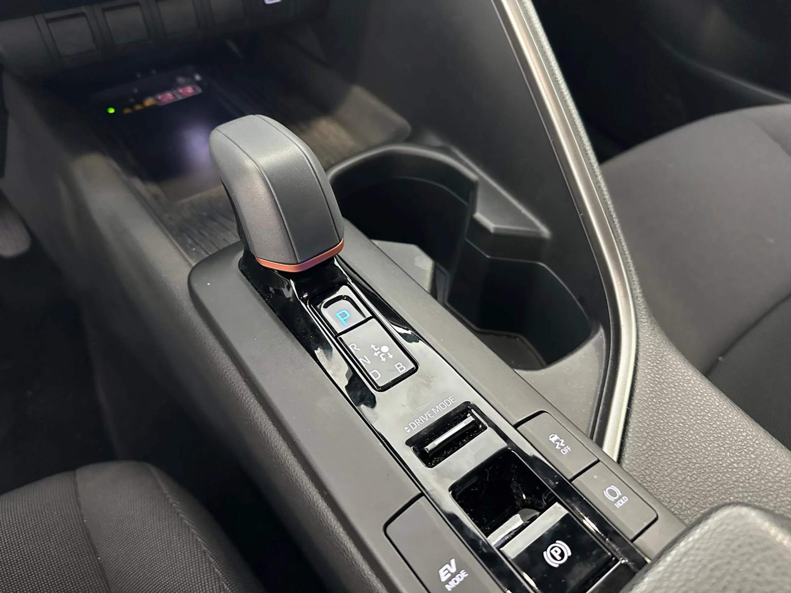 Toyota C-HR 200H Advance - Foto 10