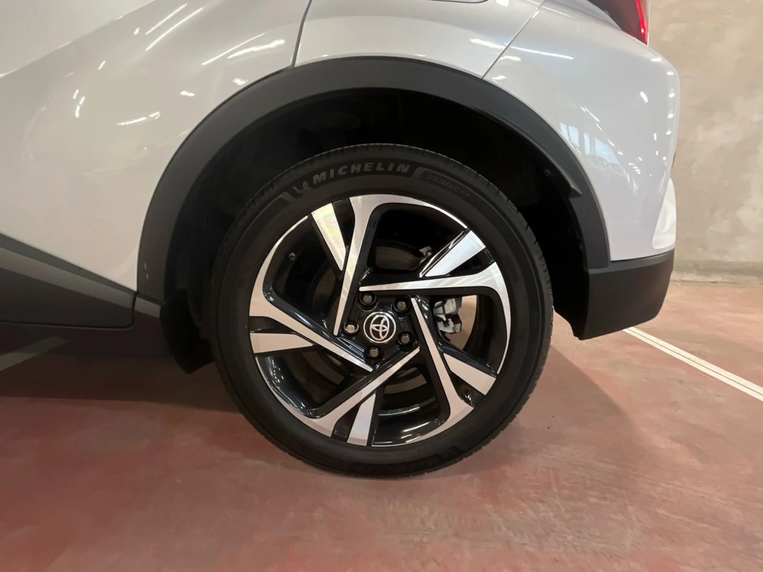 Toyota C-HR 125H Advance - Foto 6