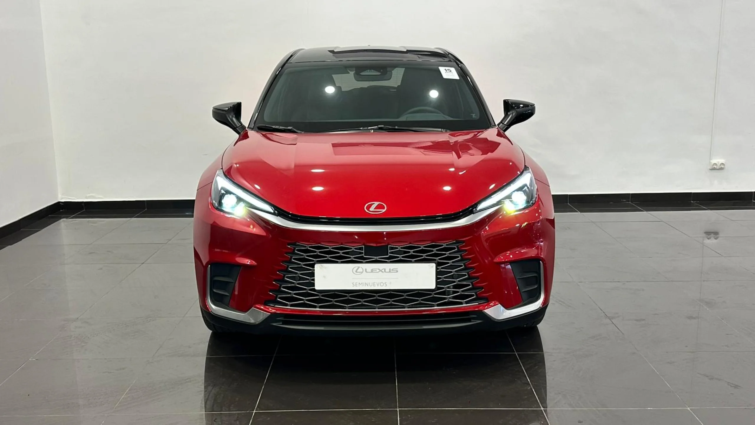 Lexus LBX EMOTION + - Foto 2